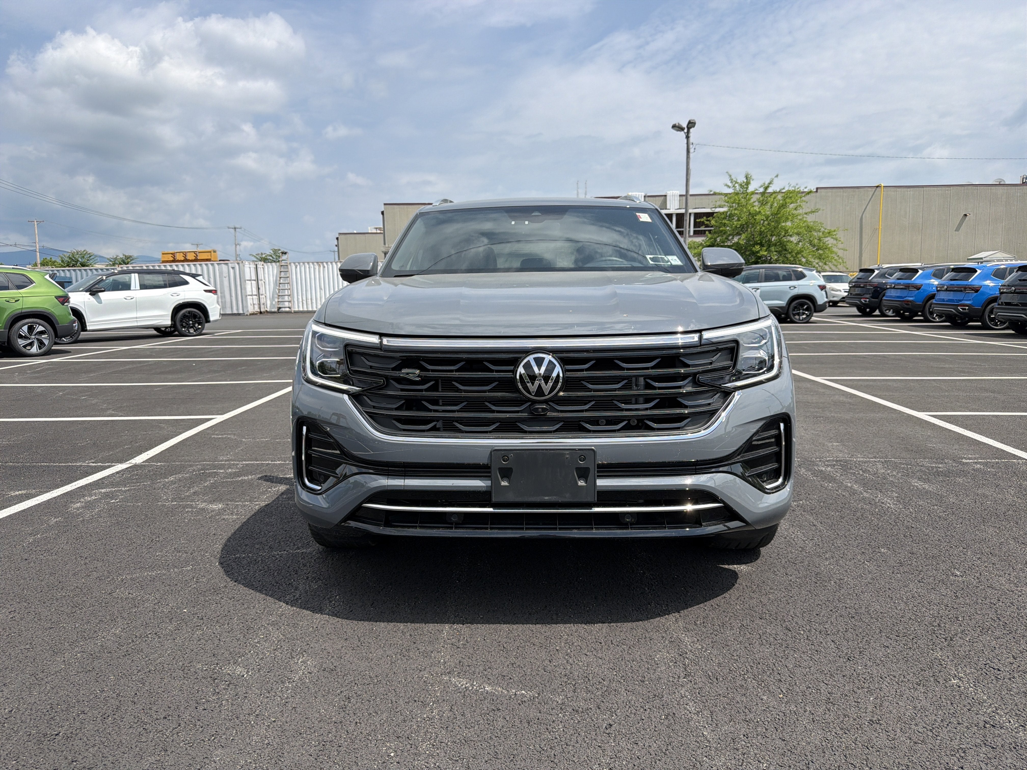 2026 Volkswagen Atlas Cross Sport 2.0T SEL Premium R-Line