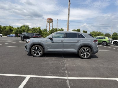 2026 Volkswagen Atlas Cross Sport 2.0T SEL Premium R-Line