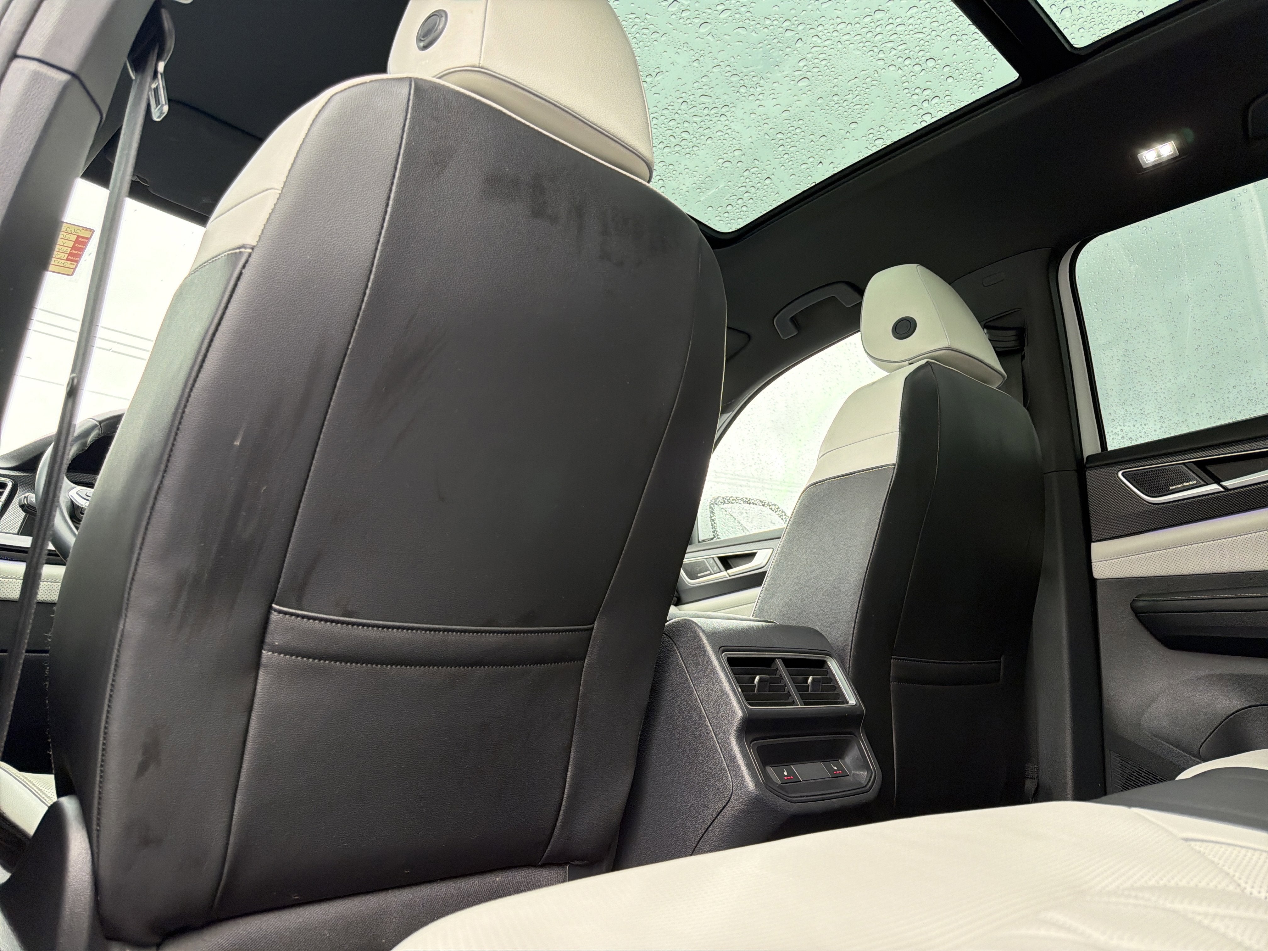 2024 Volkswagen Atlas Cross Sport 2.0T SEL Premium R-Line