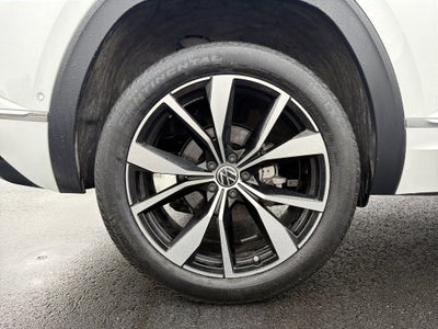 2024 Volkswagen Atlas Cross Sport 2.0T SEL Premium R-Line