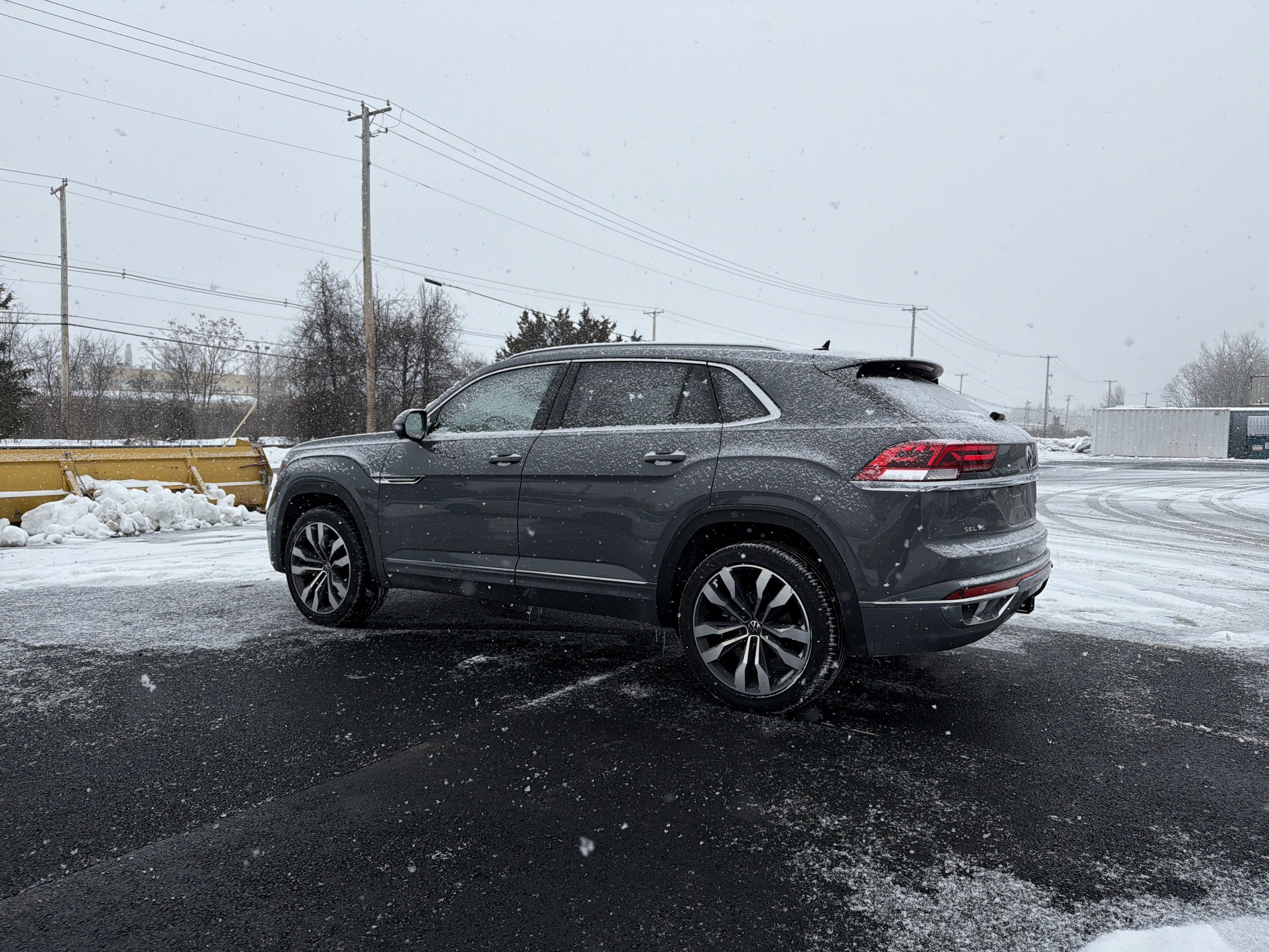 2021 Volkswagen Atlas Cross Sport 3.6L V6 SEL Premium R-Line