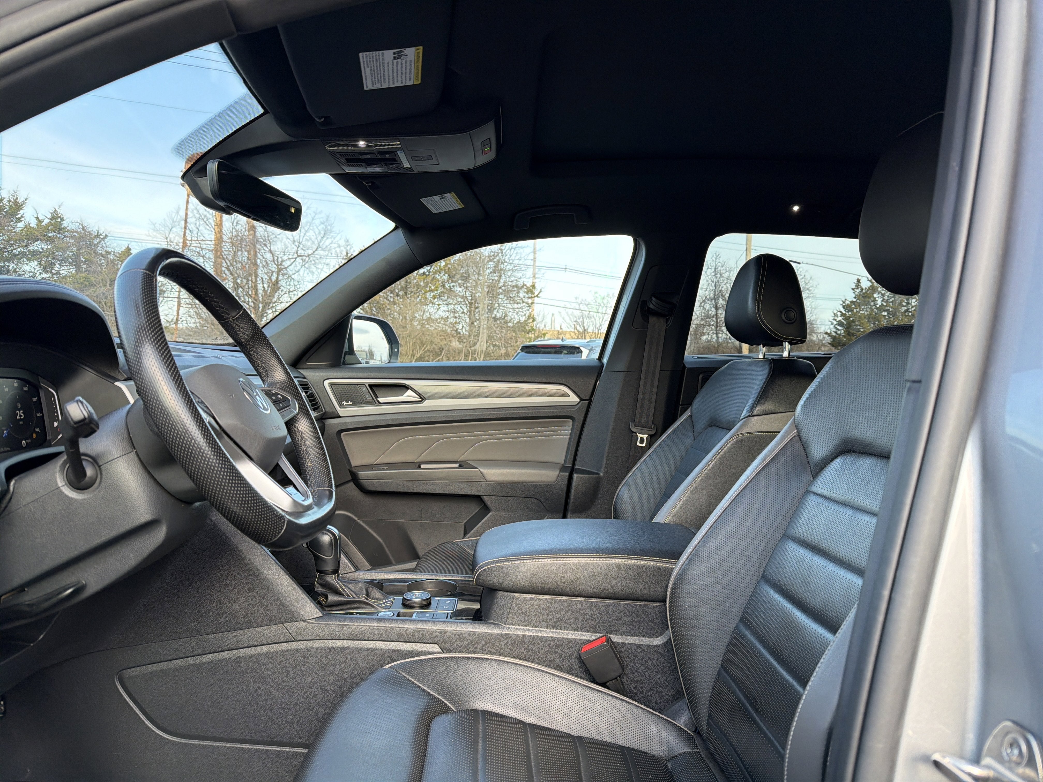 2022 Volkswagen Atlas Cross Sport 3.6L V6 SEL Premium R-Line