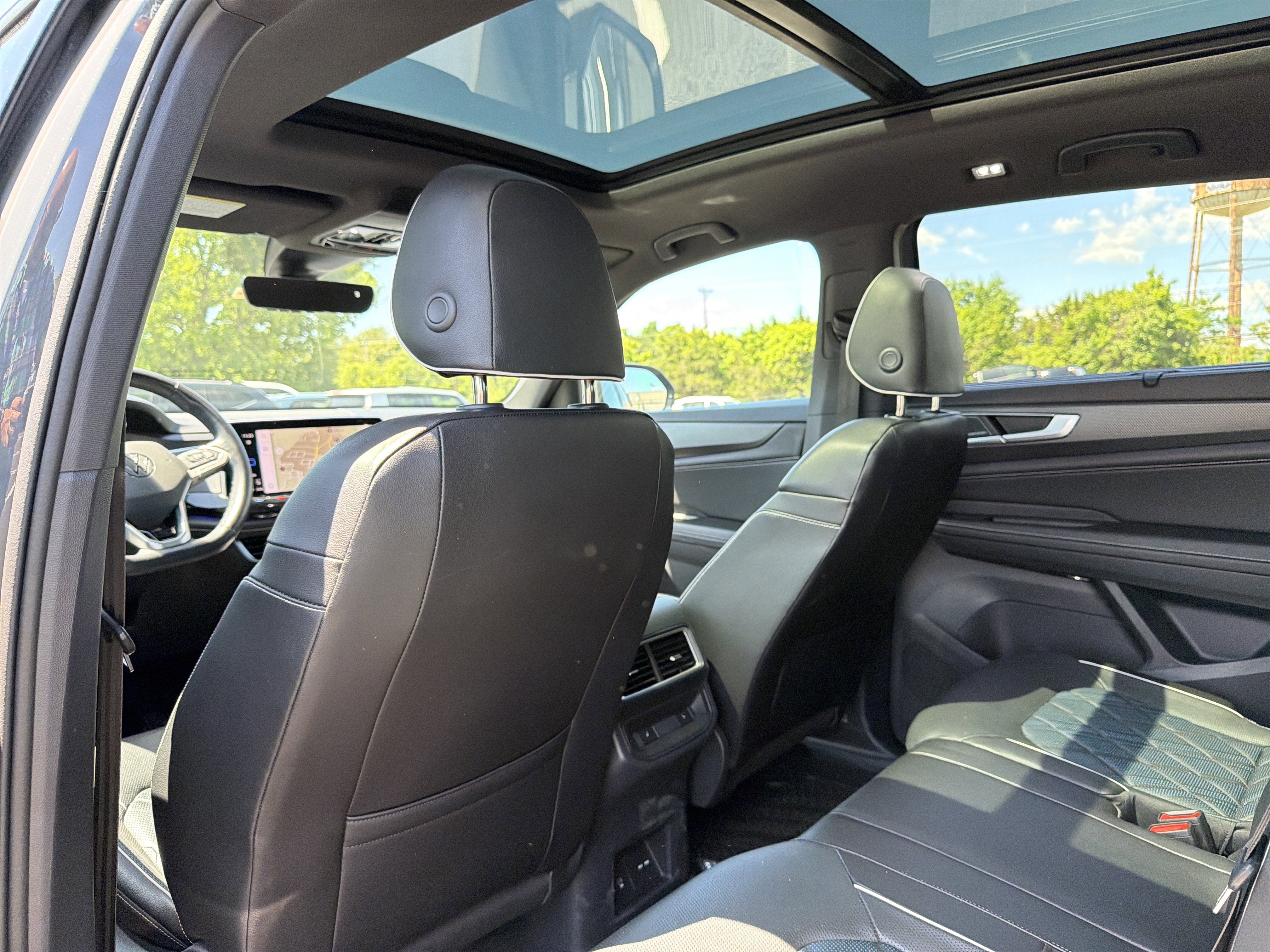 2024 Volkswagen Atlas Cross Sport 2.0T SEL Premium R-Line