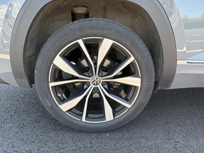 2024 Volkswagen Atlas Cross Sport 2.0T SEL Premium R-Line