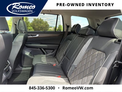 2024 Volkswagen Atlas 2.0T SEL Premium R-Line