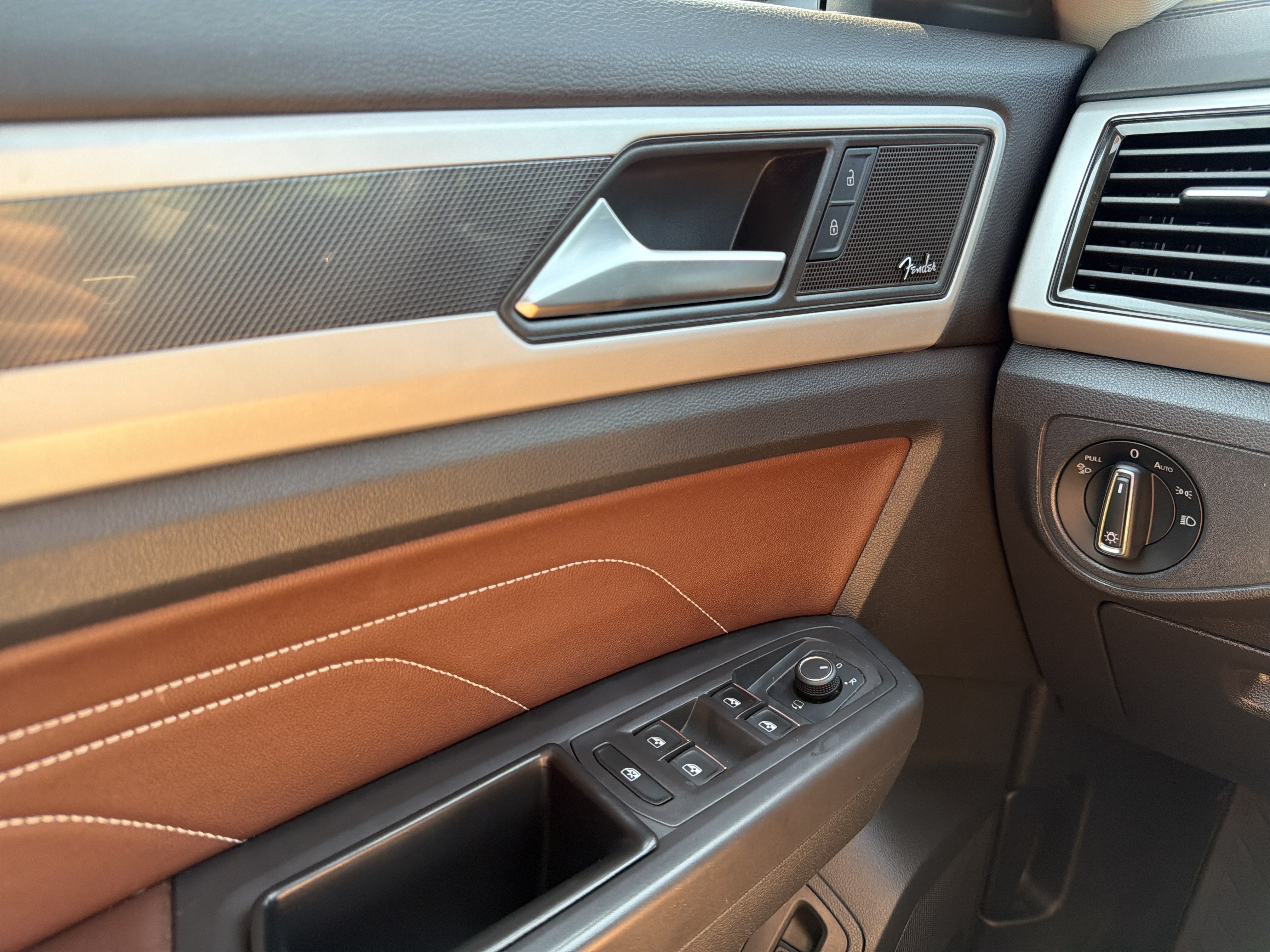 2022 Volkswagen Atlas 3.6L V6 SEL Premium R-Line