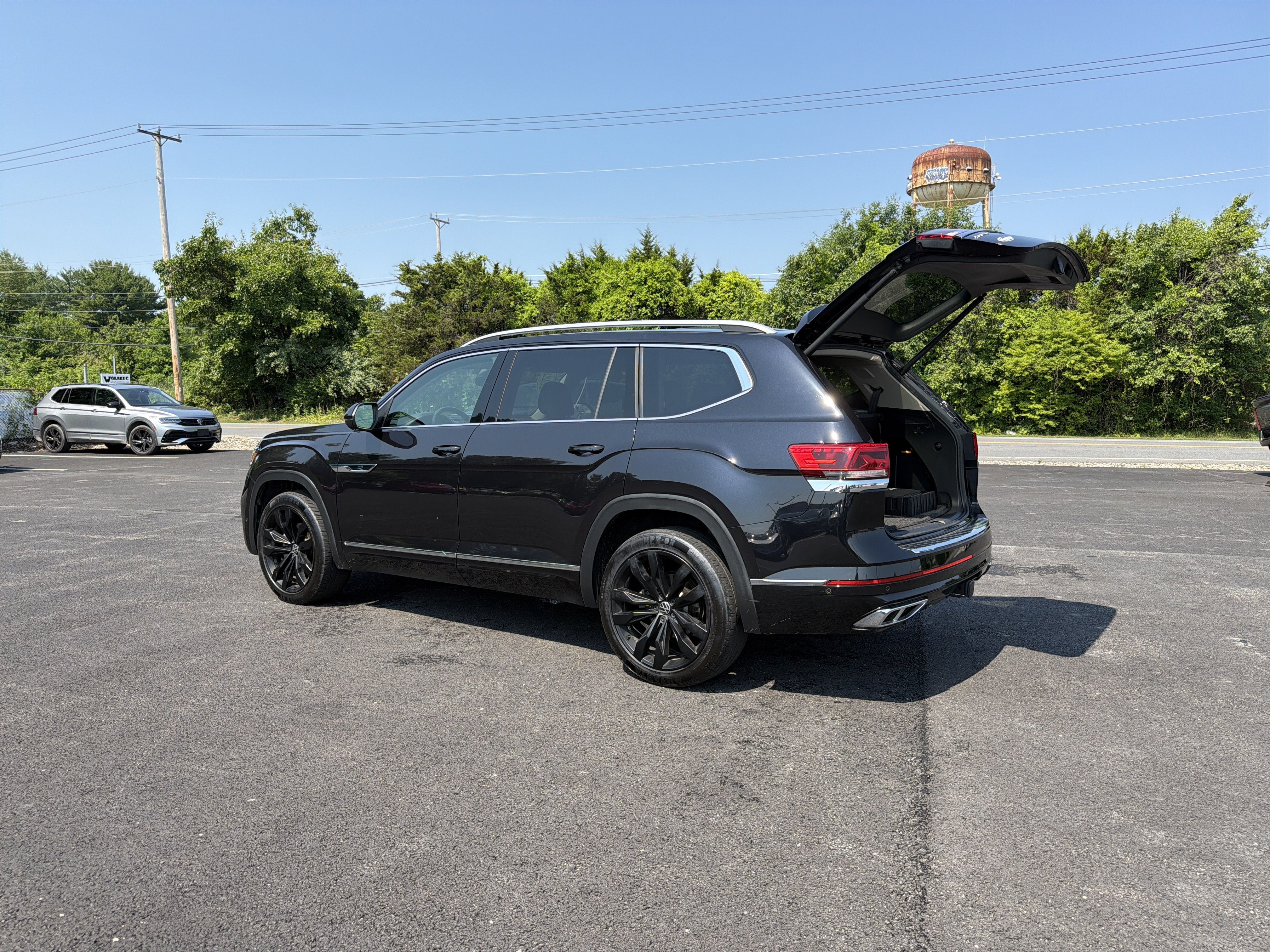 2022 Volkswagen Atlas 3.6L V6 SEL Premium R-Line