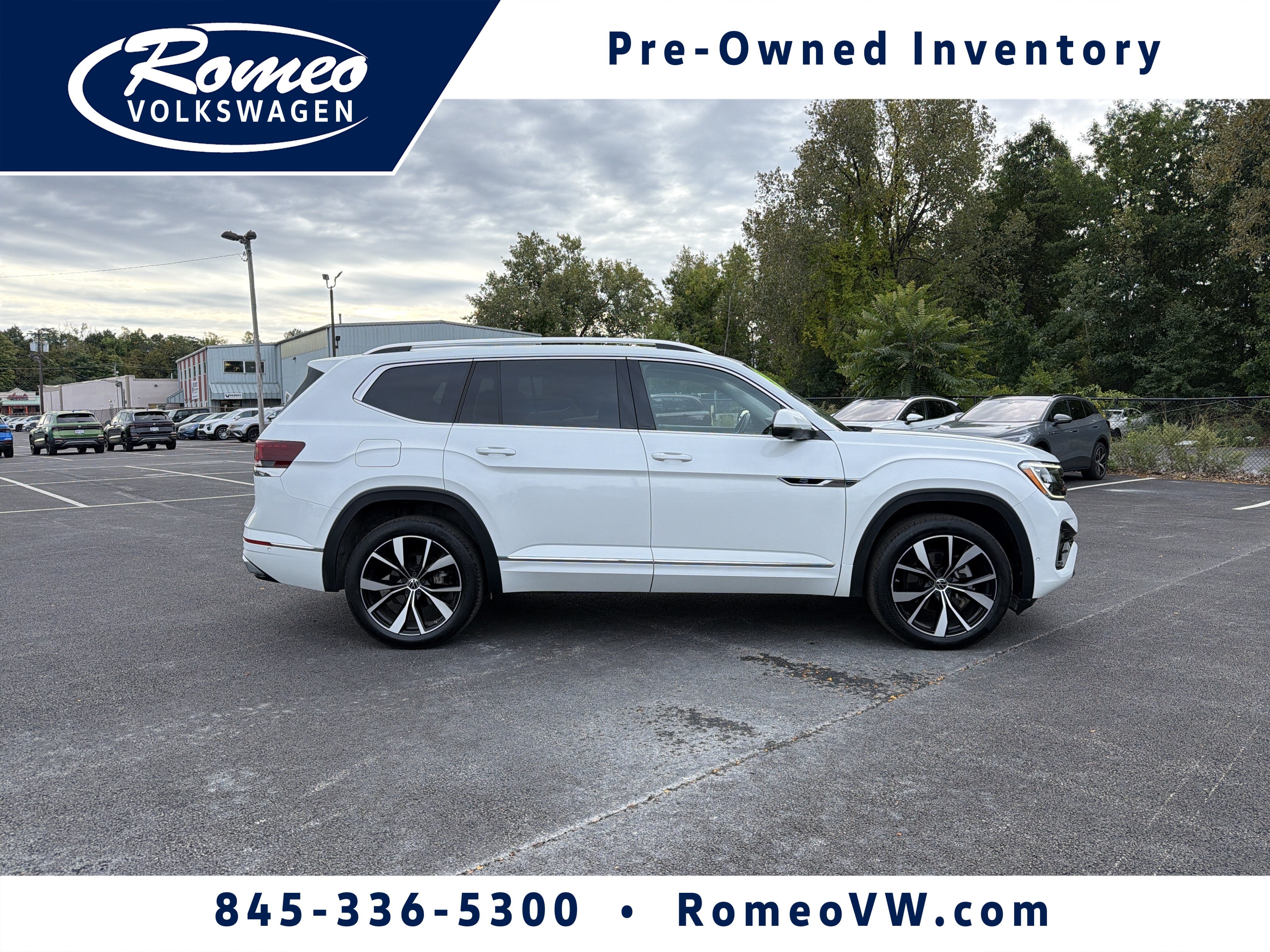 2024 Volkswagen Atlas 2.0T SEL Premium R-Line