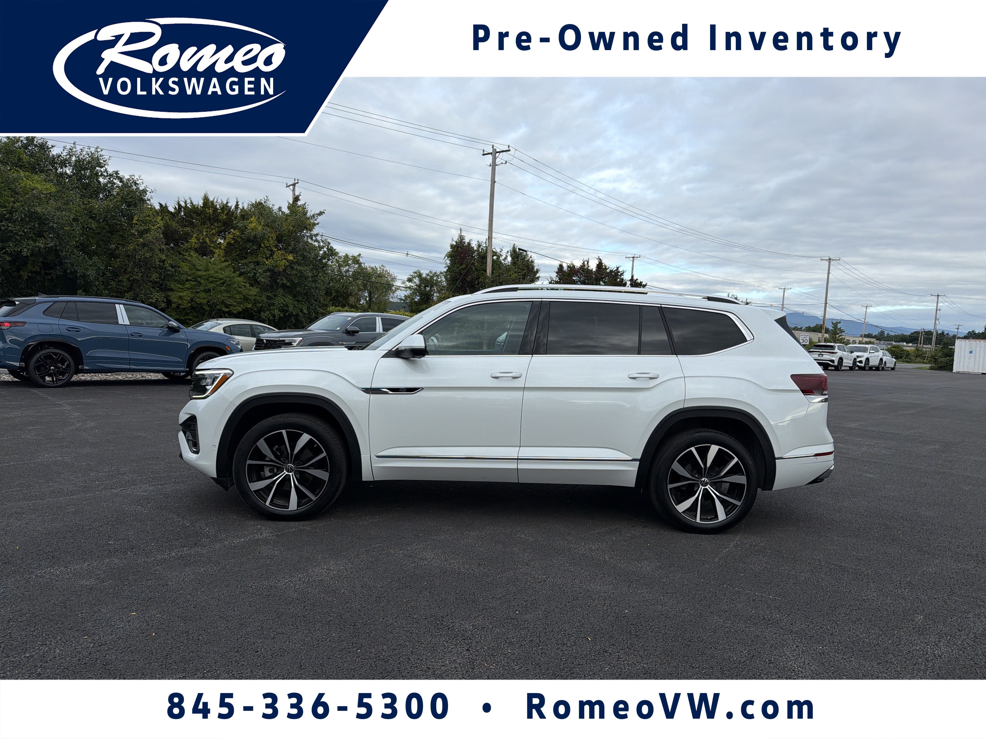 2024 Volkswagen Atlas 2.0T SEL Premium R-Line