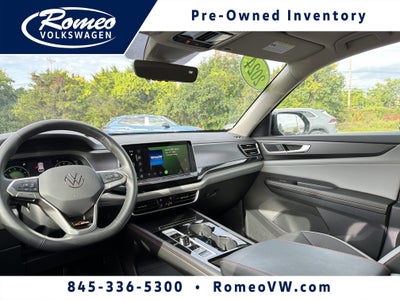 2024 Volkswagen Atlas 2.0T Peak Edition SEL