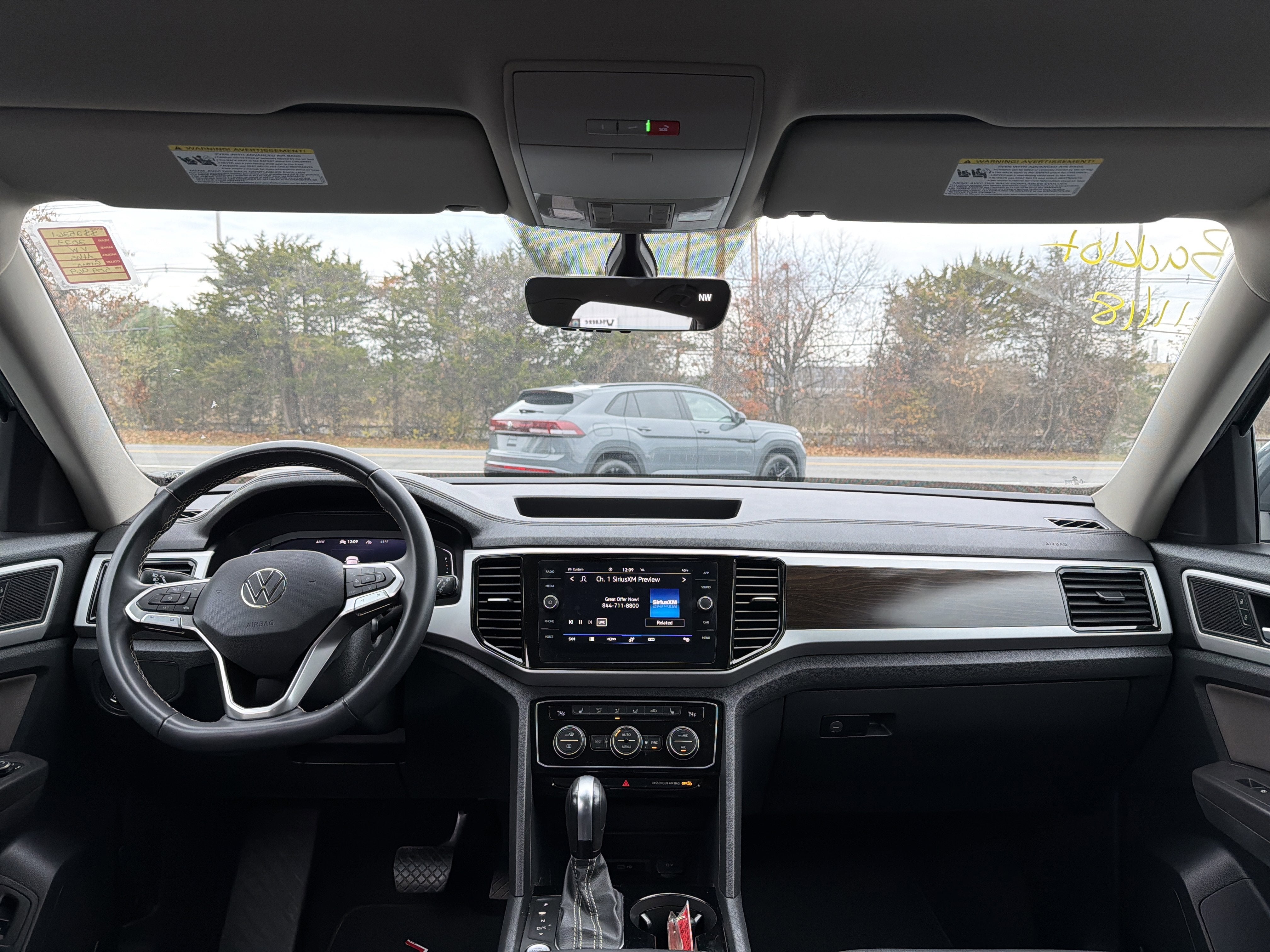 2023 Volkswagen Atlas 2.0T SE w/Technology