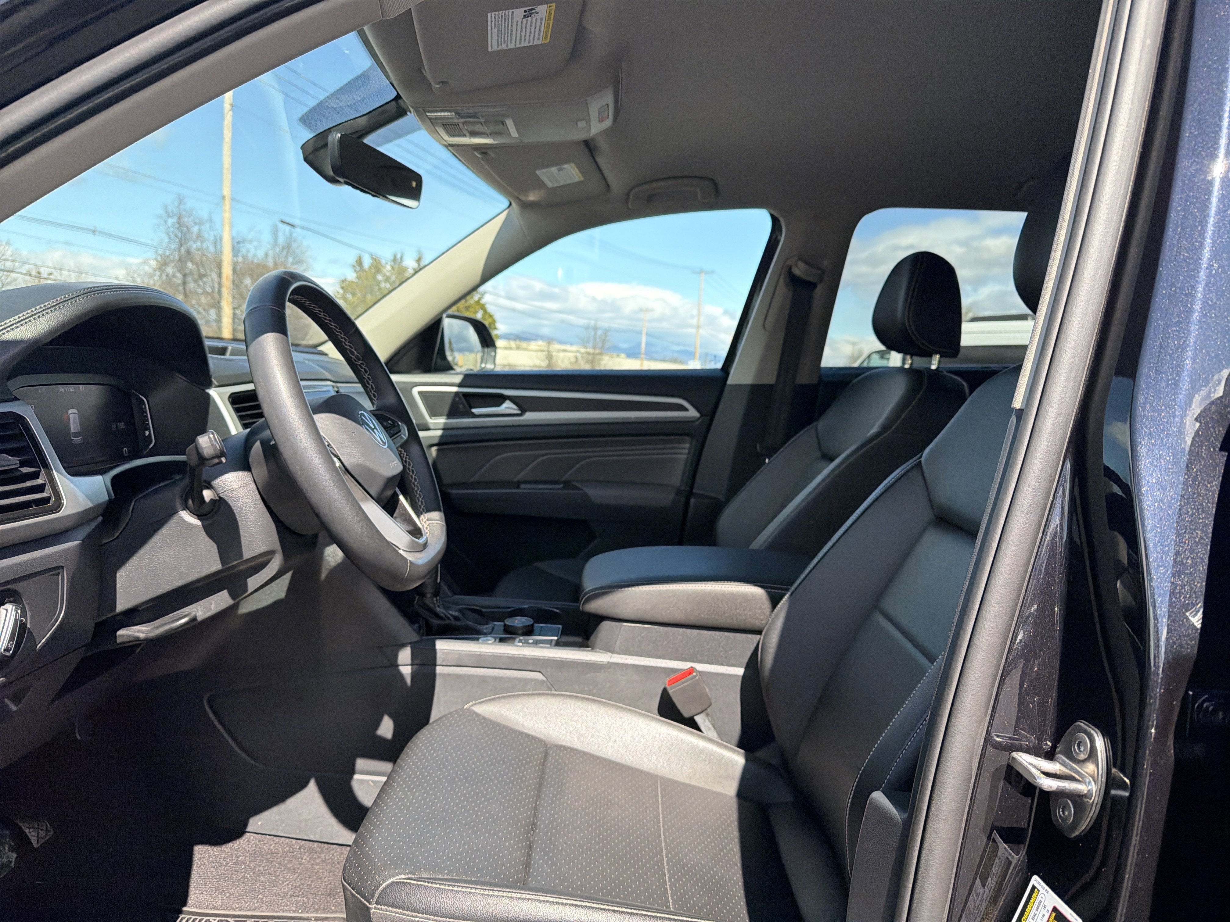 2023 Volkswagen Atlas 3.6L V6 SE w/Technology