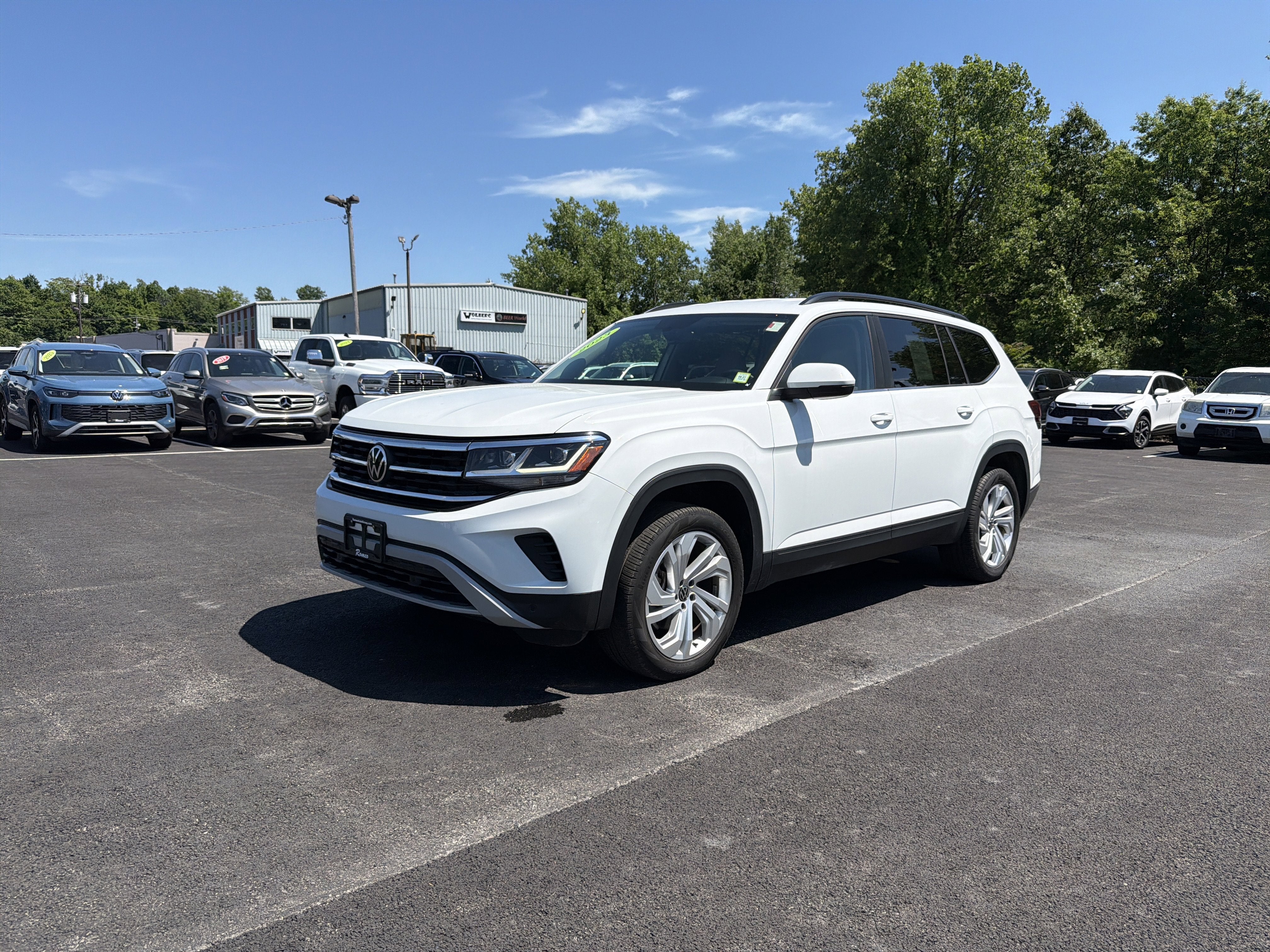 2023 Volkswagen Atlas 3.6L V6 SE w/Technology