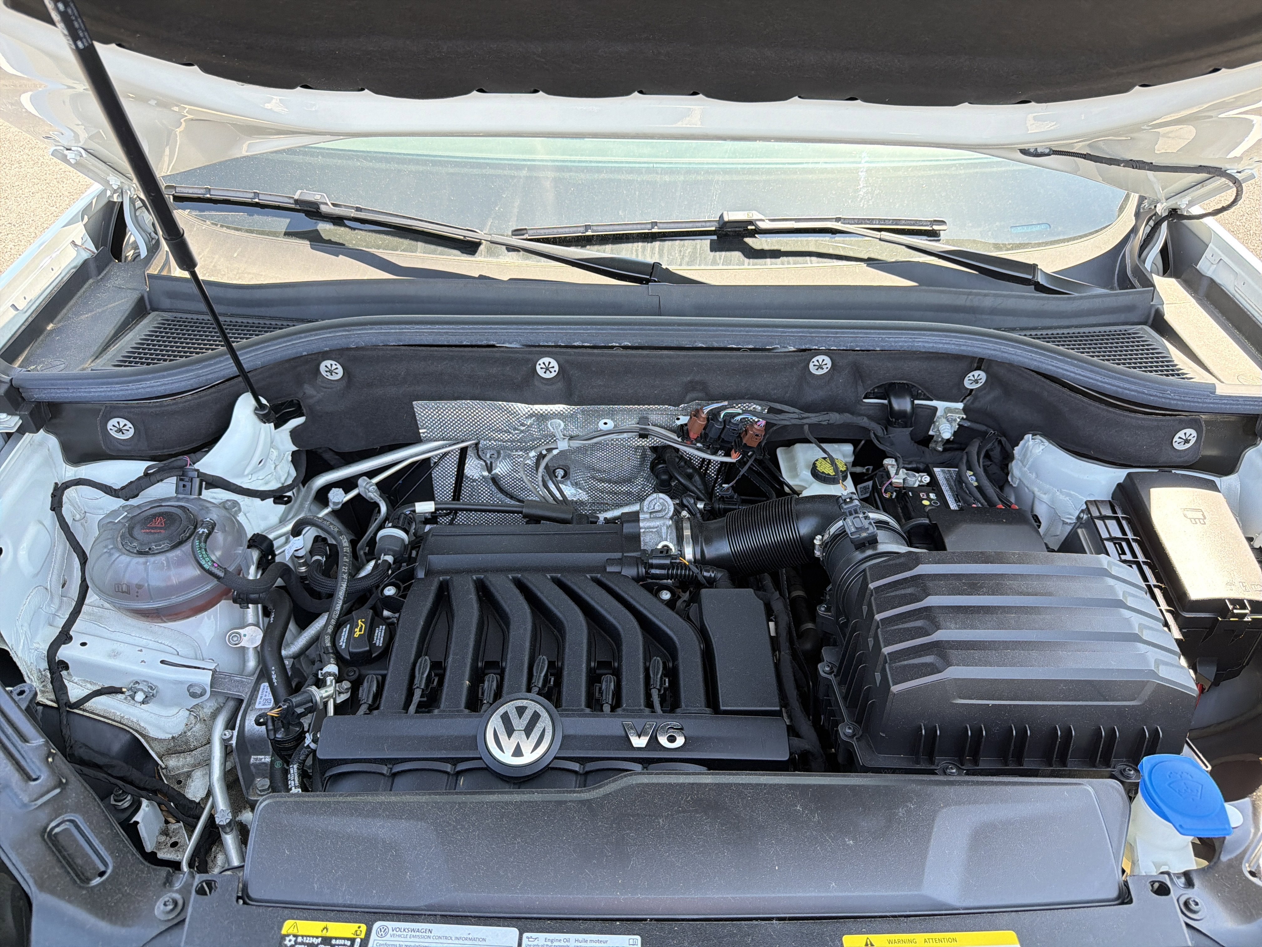 2023 Volkswagen Atlas 3.6L V6 SE w/Technology