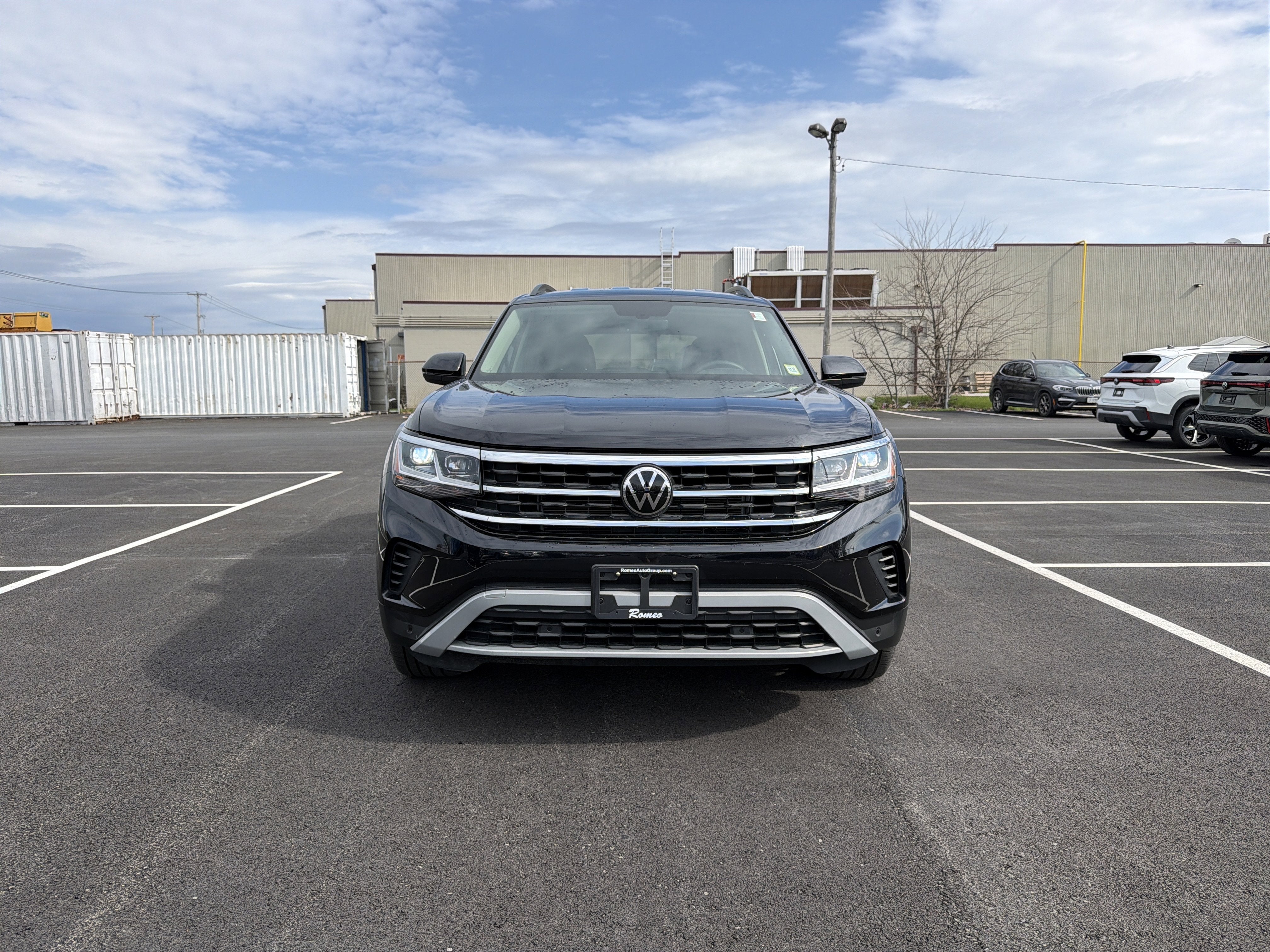 2023 Volkswagen Atlas 3.6L V6 SE w/Technology