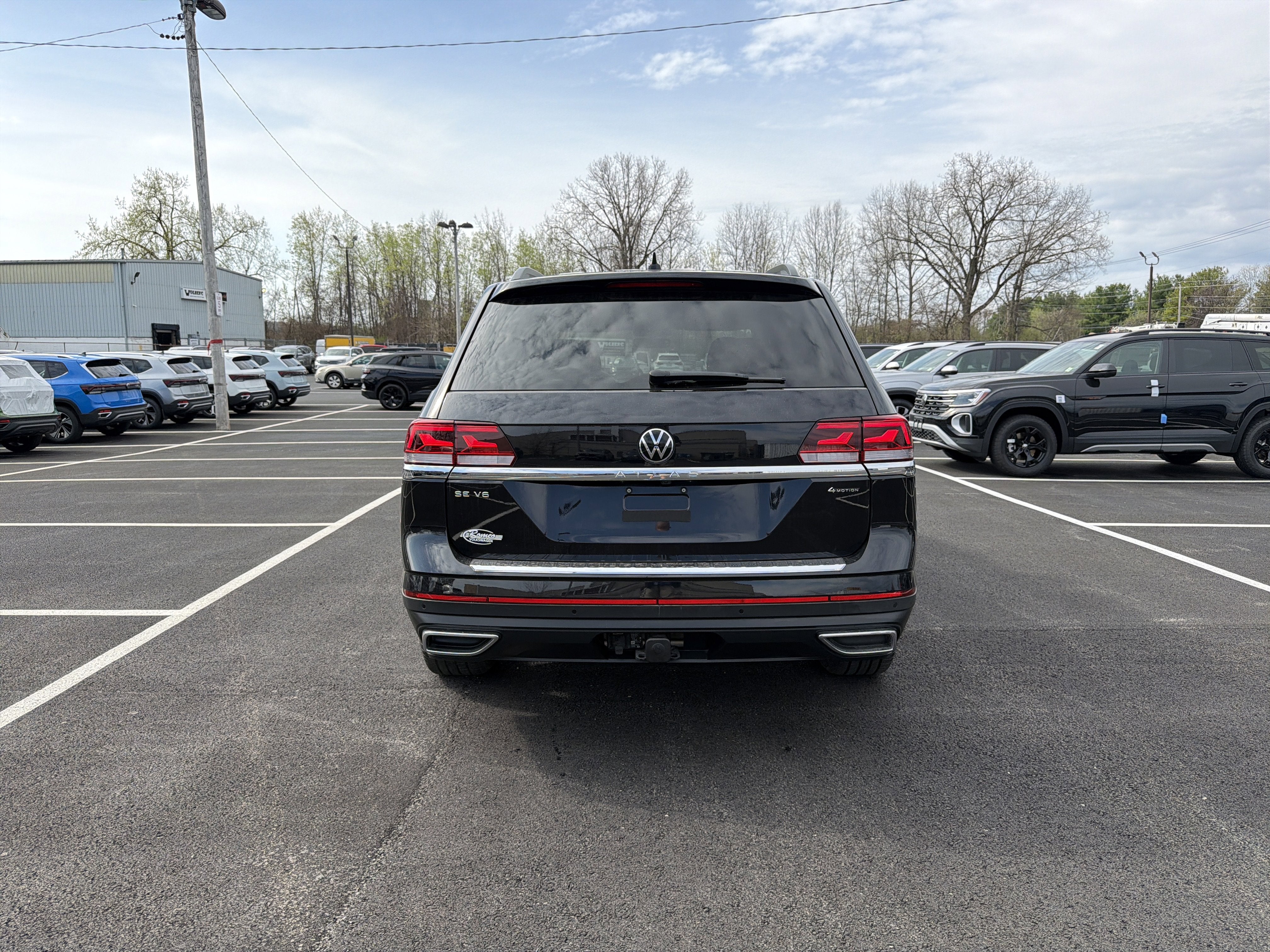 2023 Volkswagen Atlas 3.6L V6 SE w/Technology