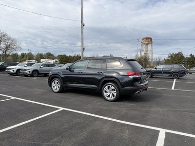 2023 Volkswagen Atlas 3.6L V6 SE w/Technology