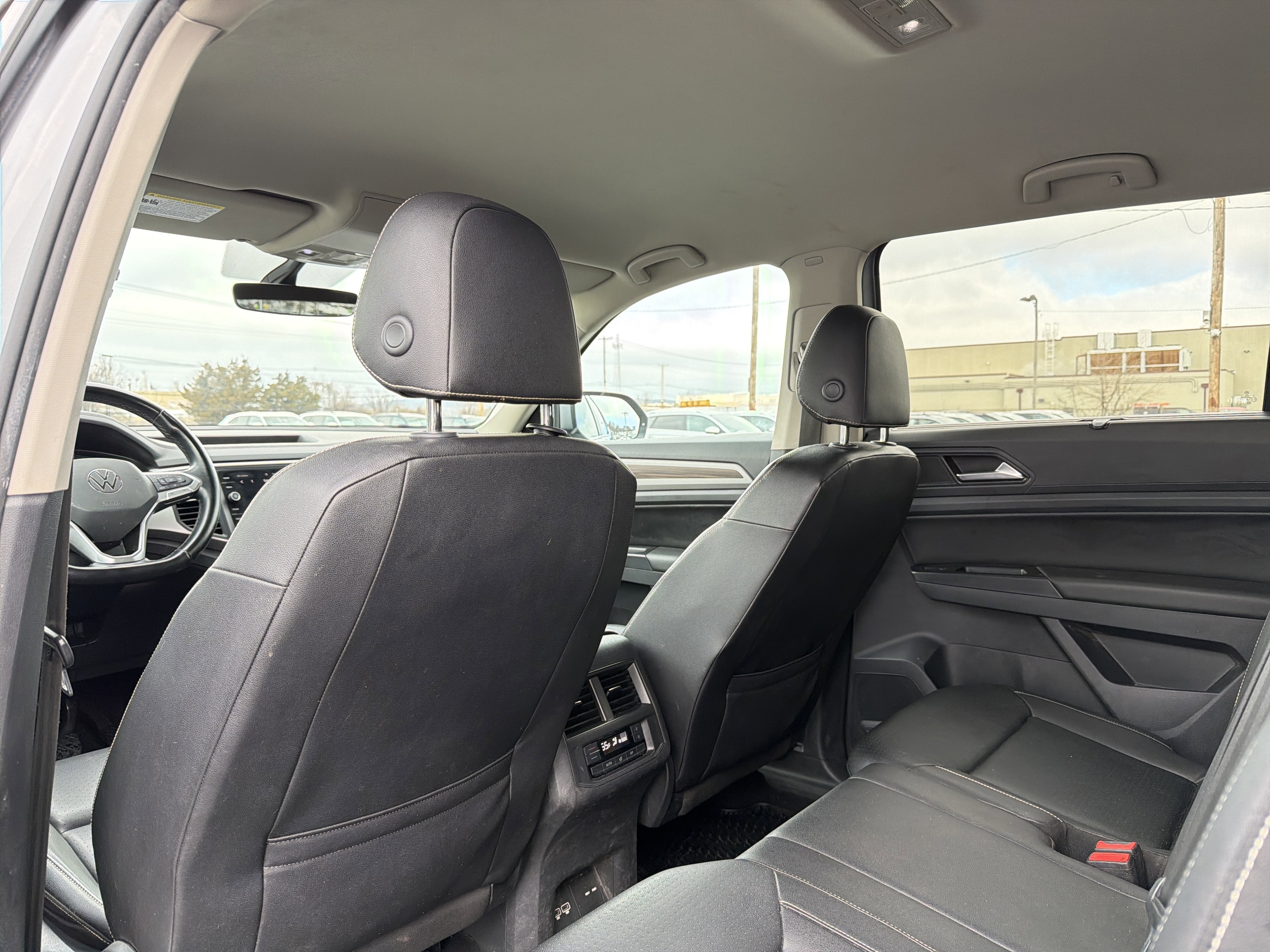 2021 Volkswagen Atlas 3.6L V6 SE w/Technology