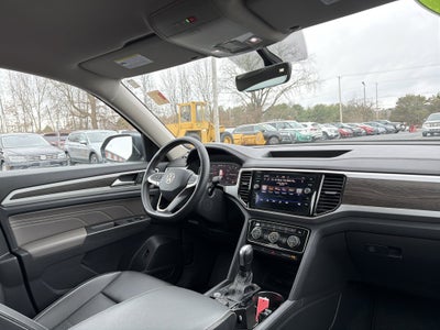 2022 Volkswagen Atlas 3.6L V6 SE w/Technology
