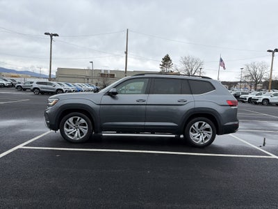 2022 Volkswagen Atlas 3.6L V6 SE w/Technology
