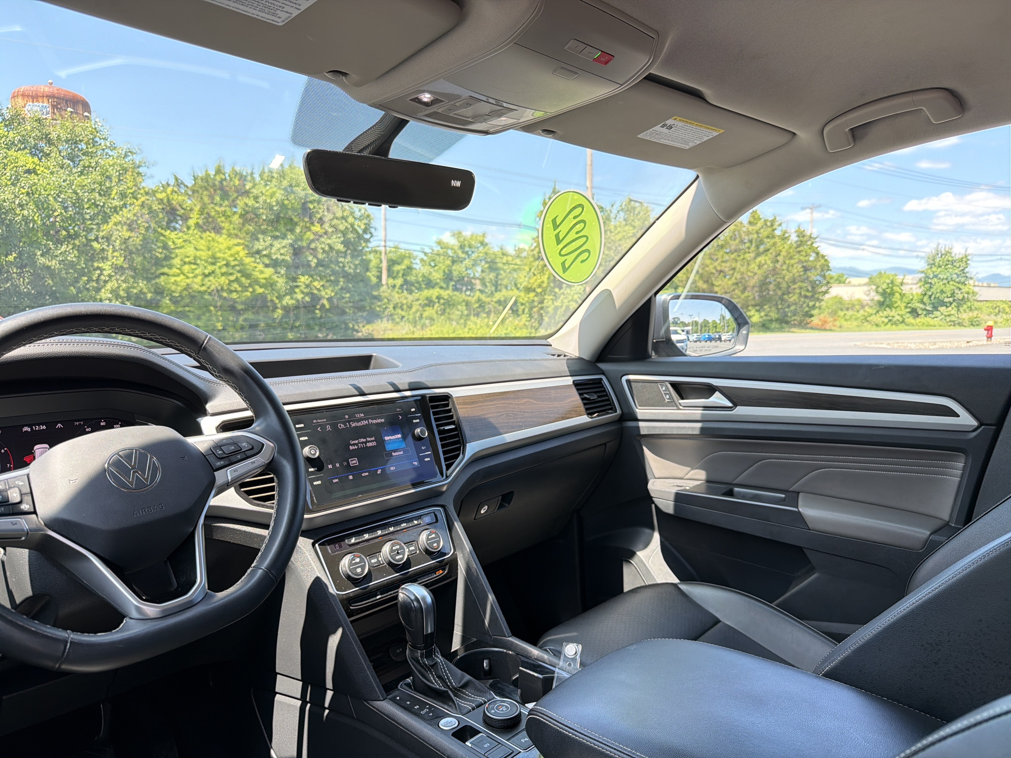2022 Volkswagen Atlas 3.6L V6 SE w/Technology