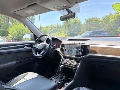 2022 Volkswagen Atlas 3.6L V6 SE w/Technology