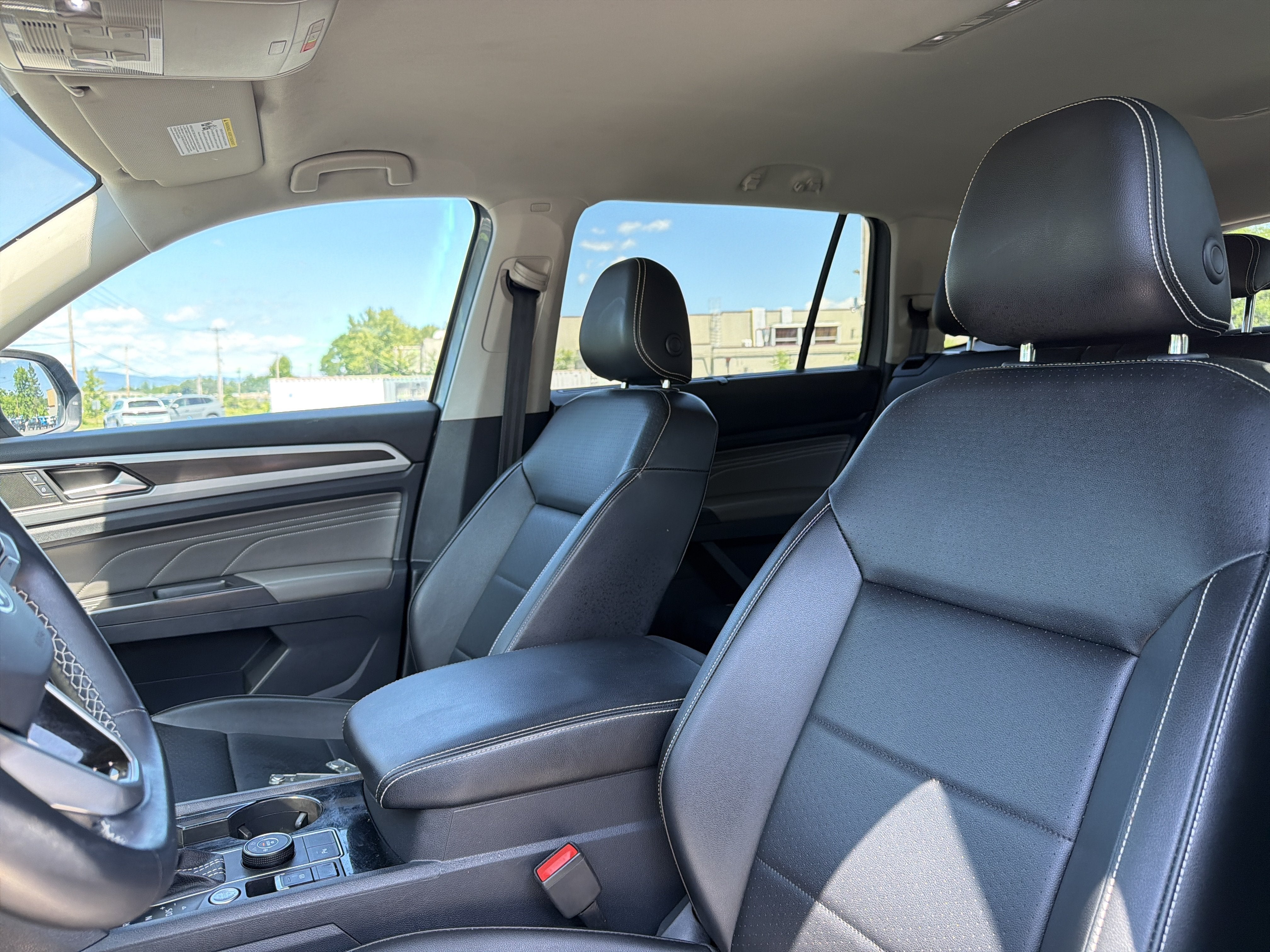 2022 Volkswagen Atlas 3.6L V6 SE w/Technology