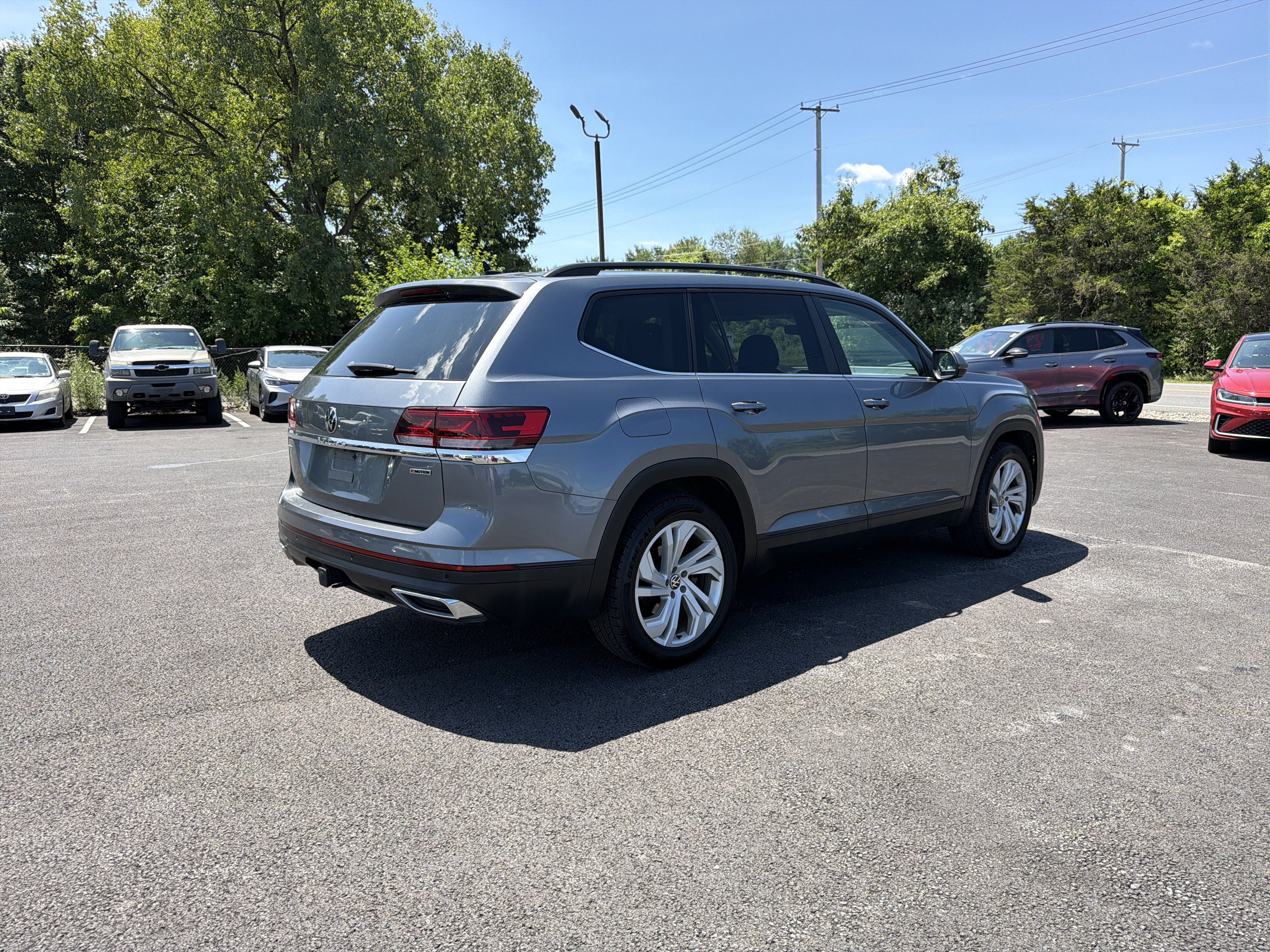 2022 Volkswagen Atlas 3.6L V6 SE w/Technology