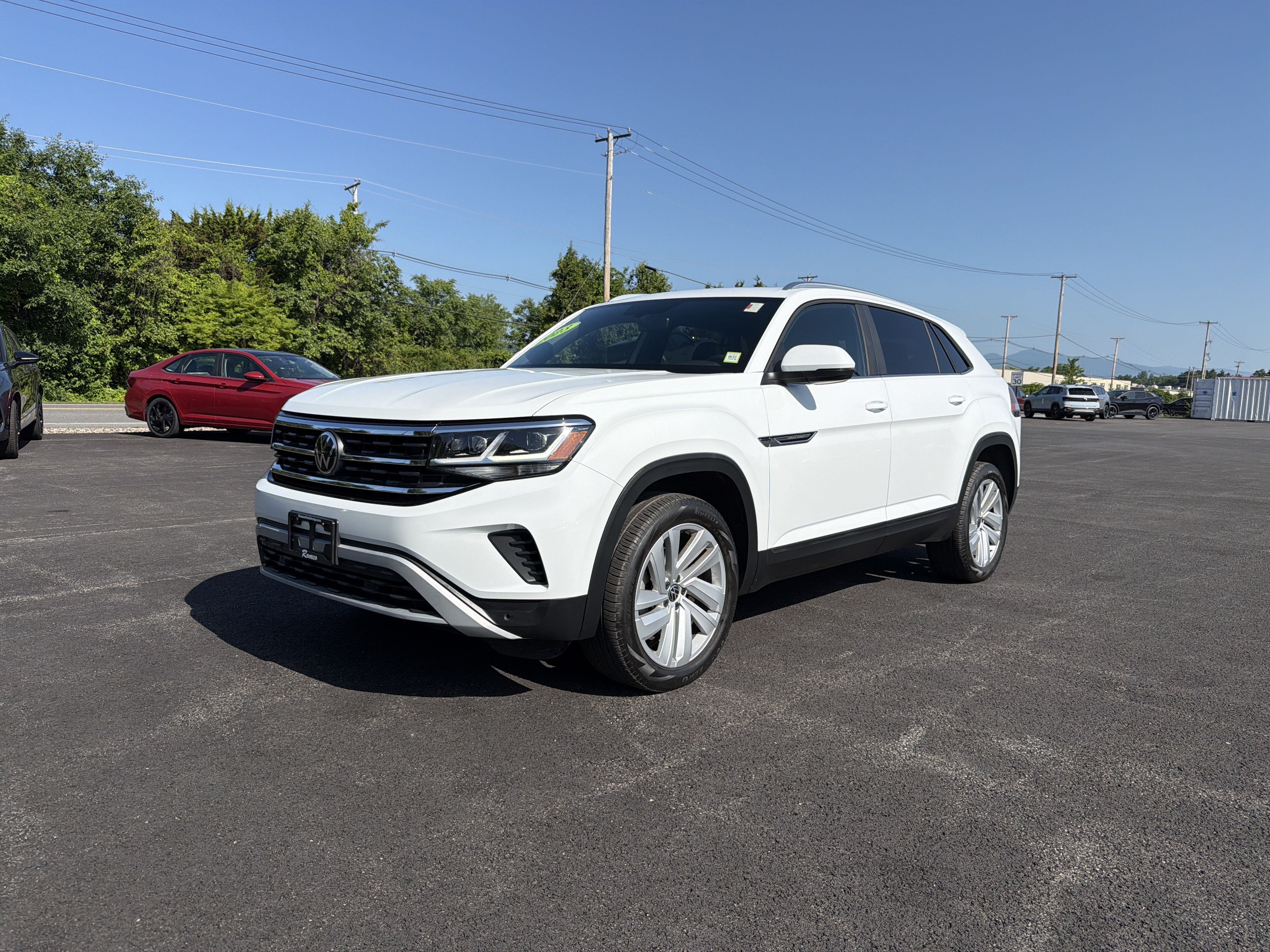 2023 Volkswagen Atlas Cross Sport 2.0T SE w/Technology