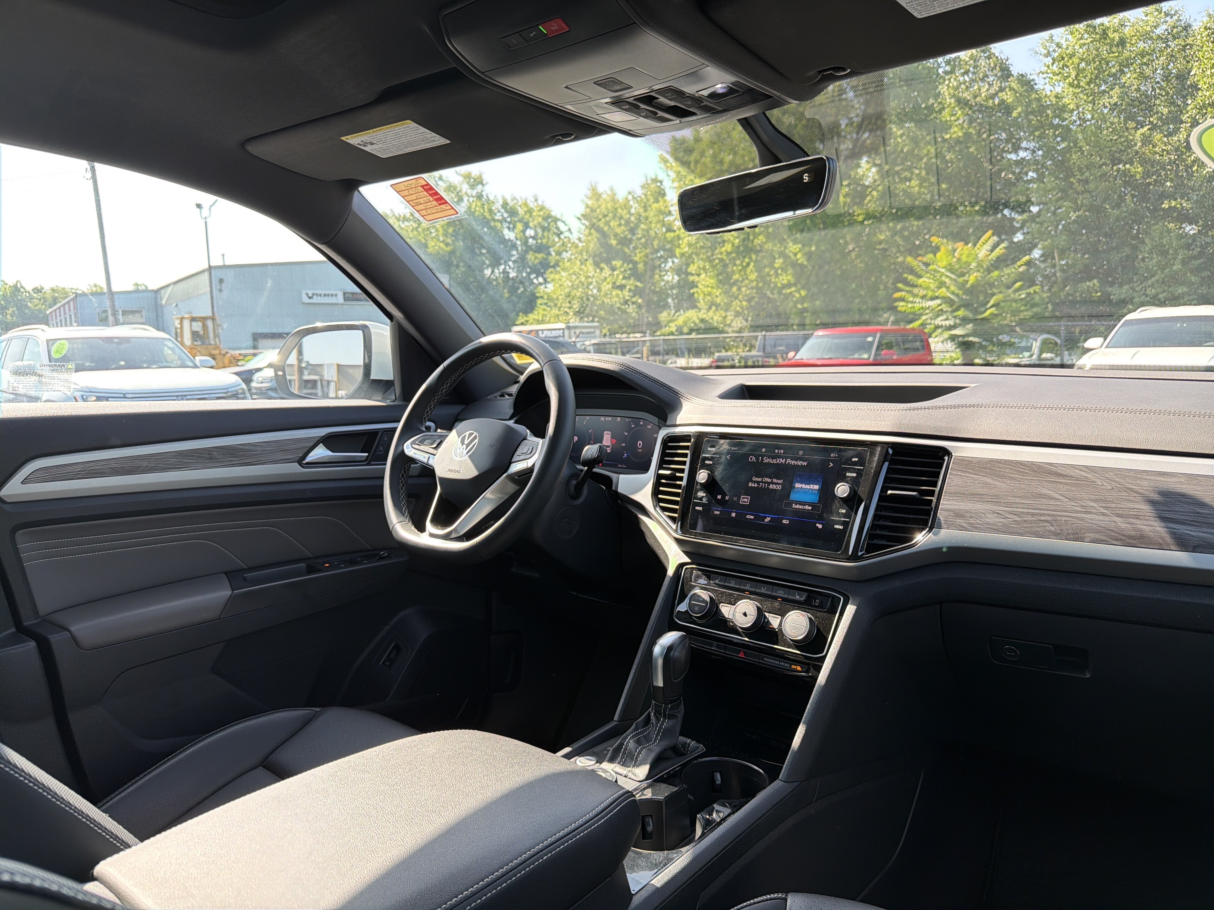 2023 Volkswagen Atlas Cross Sport 2.0T SE w/Technology