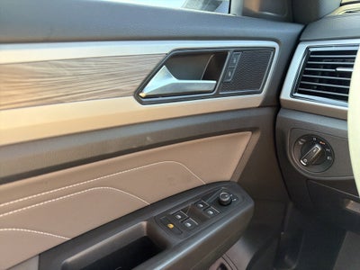 2023 Volkswagen Atlas Cross Sport 2.0T SE w/Technology