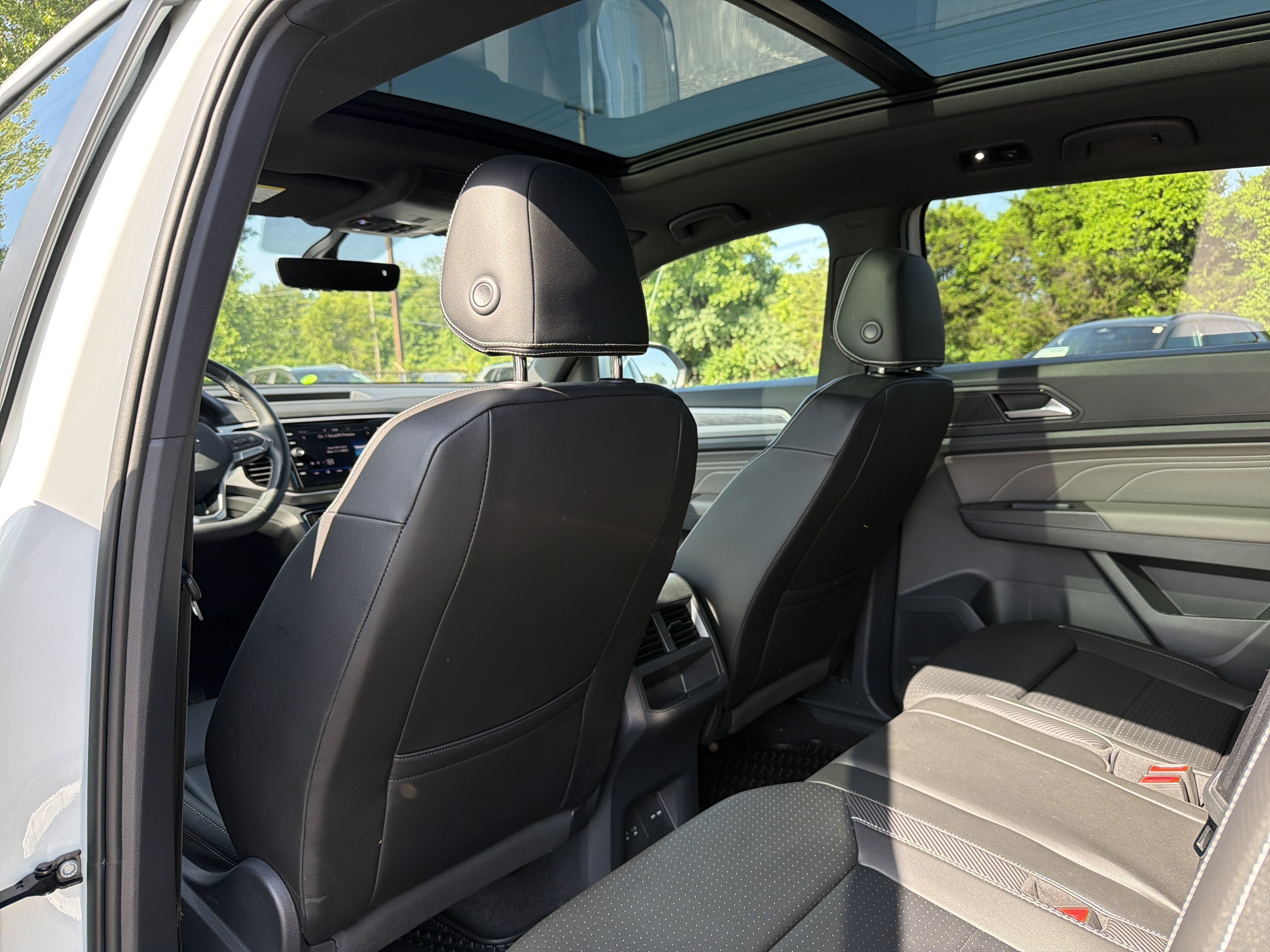 2023 Volkswagen Atlas Cross Sport 2.0T SE w/Technology