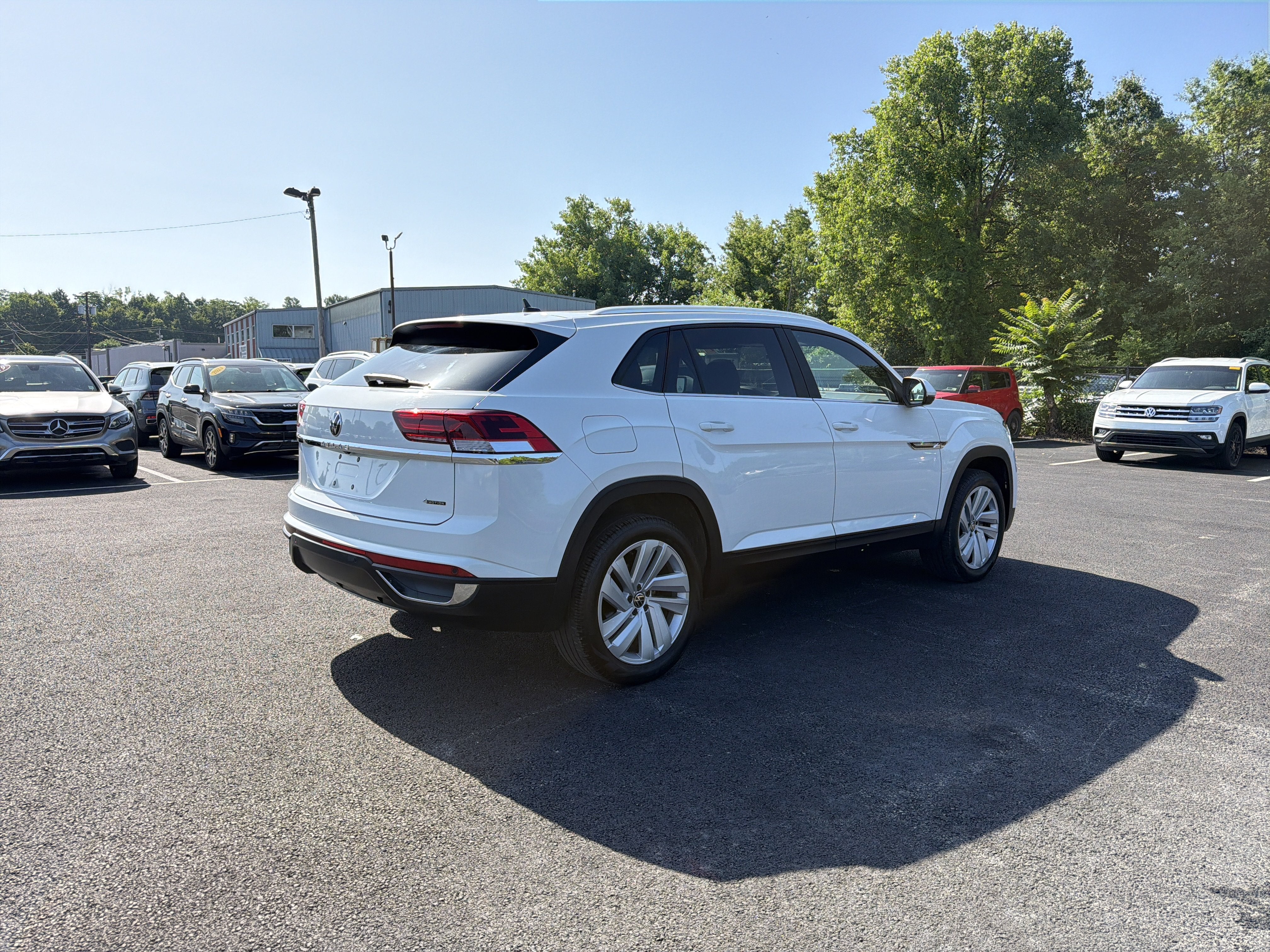 2023 Volkswagen Atlas Cross Sport 2.0T SE w/Technology
