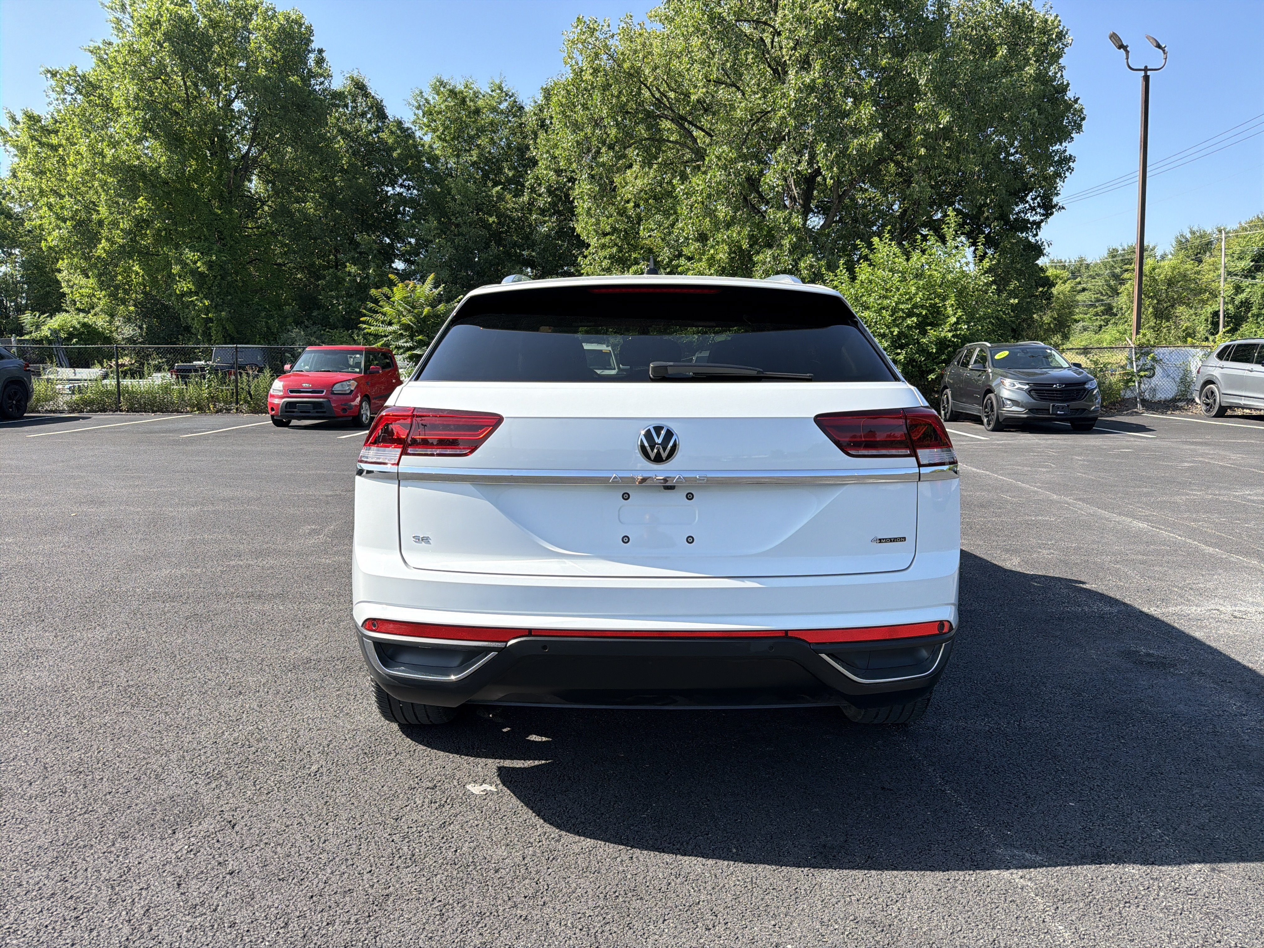 2023 Volkswagen Atlas Cross Sport 2.0T SE w/Technology