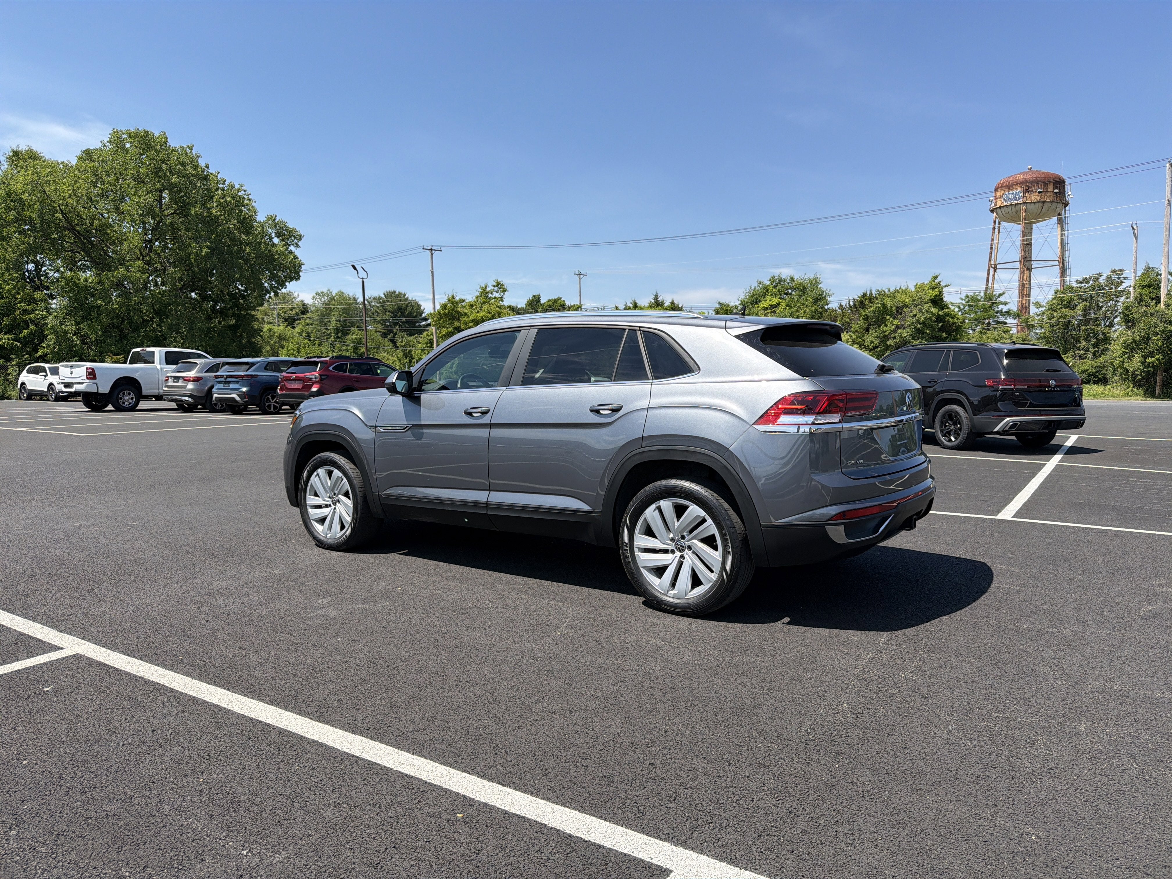 2023 Volkswagen Atlas Cross Sport 3.6L V6 SE w/Technology