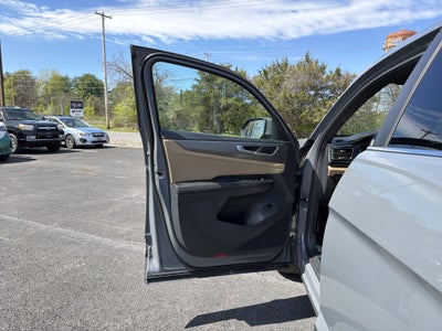 2025 Volkswagen Atlas Cross Sport 2.0T SE w/Technology