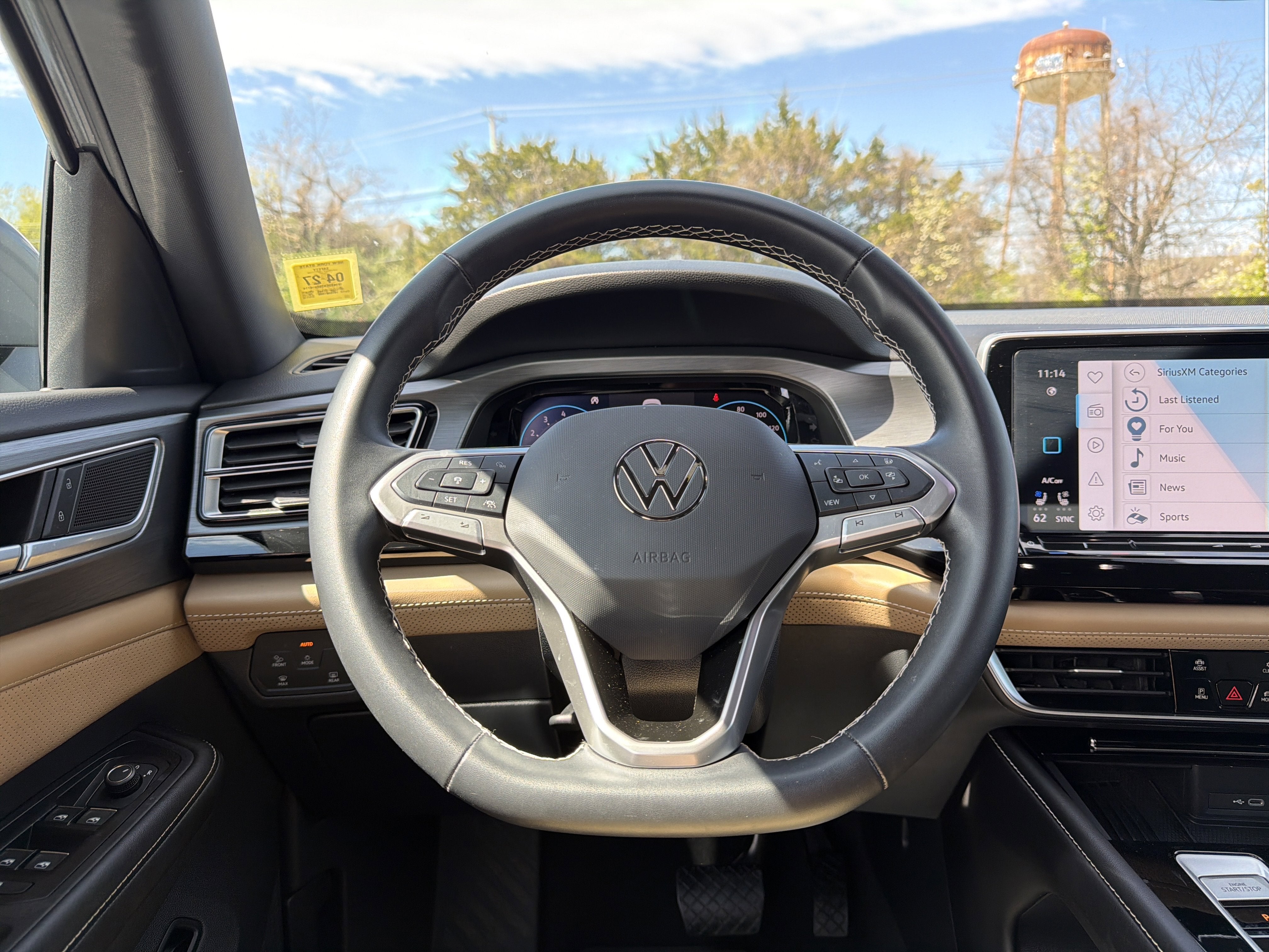 2025 Volkswagen Atlas Cross Sport 2.0T SE w/Technology