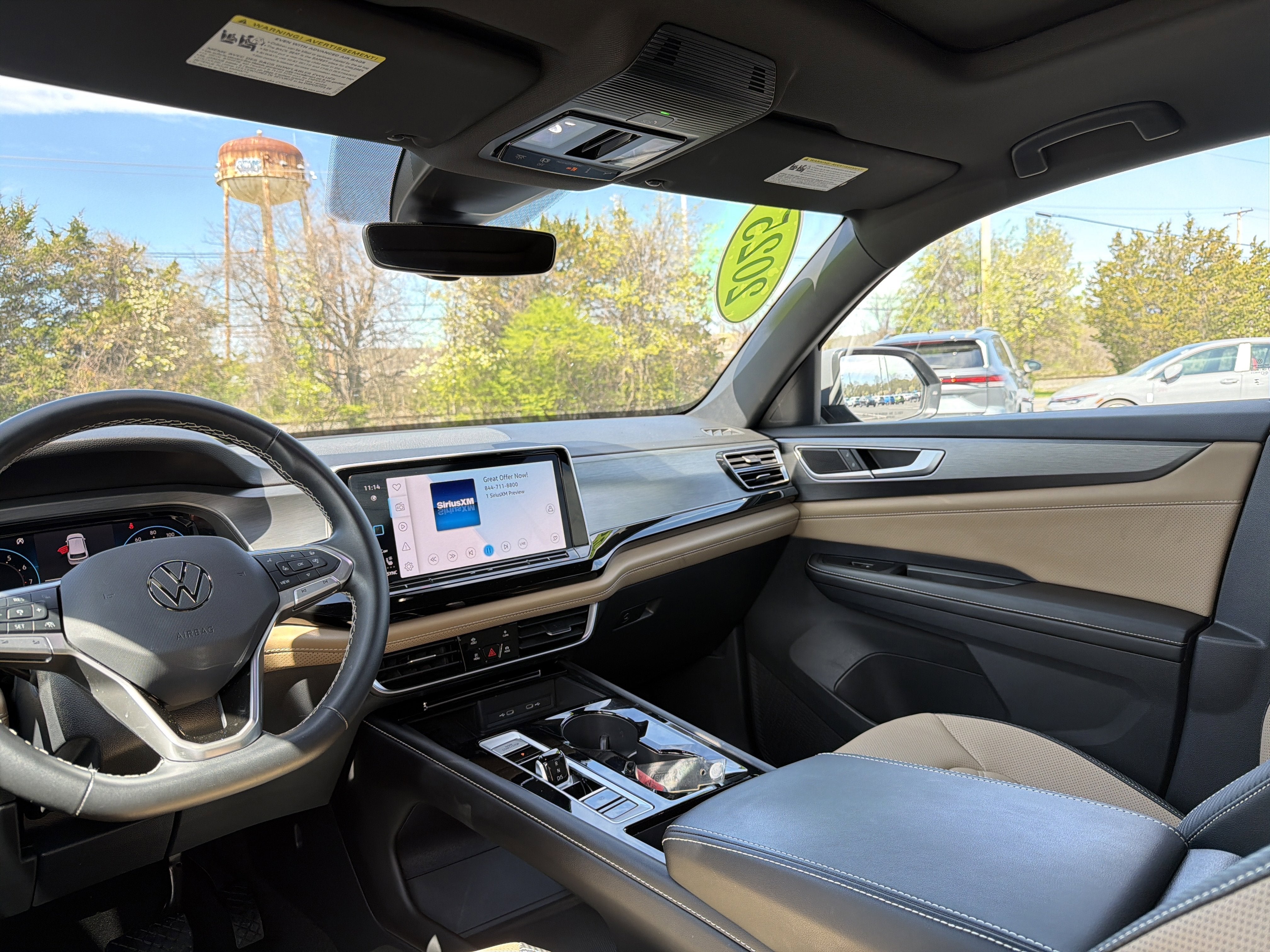 2025 Volkswagen Atlas Cross Sport 2.0T SE w/Technology