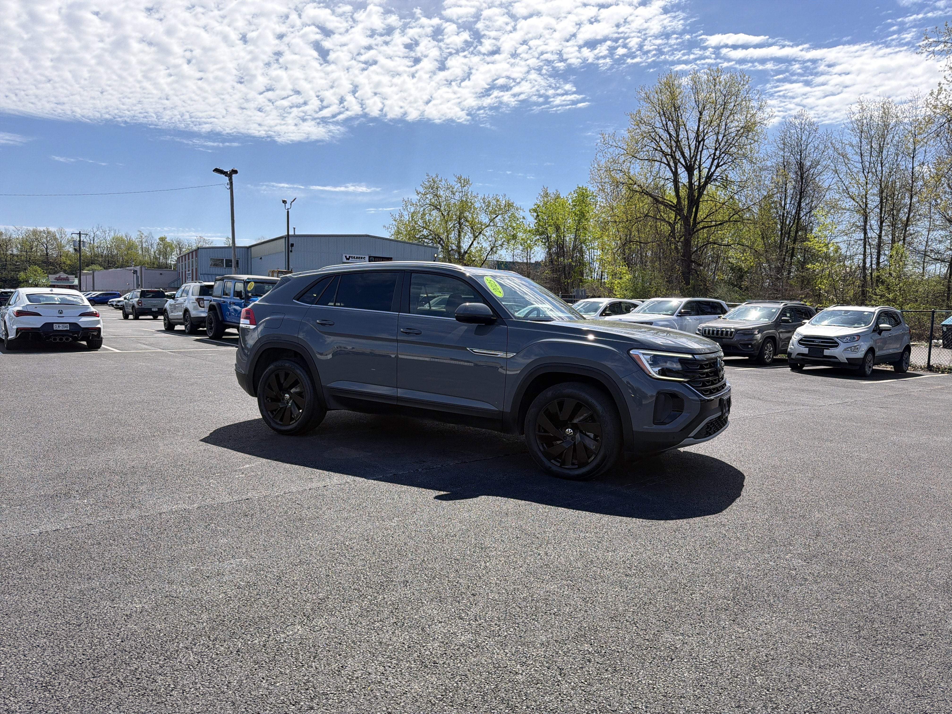 2025 Volkswagen Atlas Cross Sport 2.0T SE w/Technology