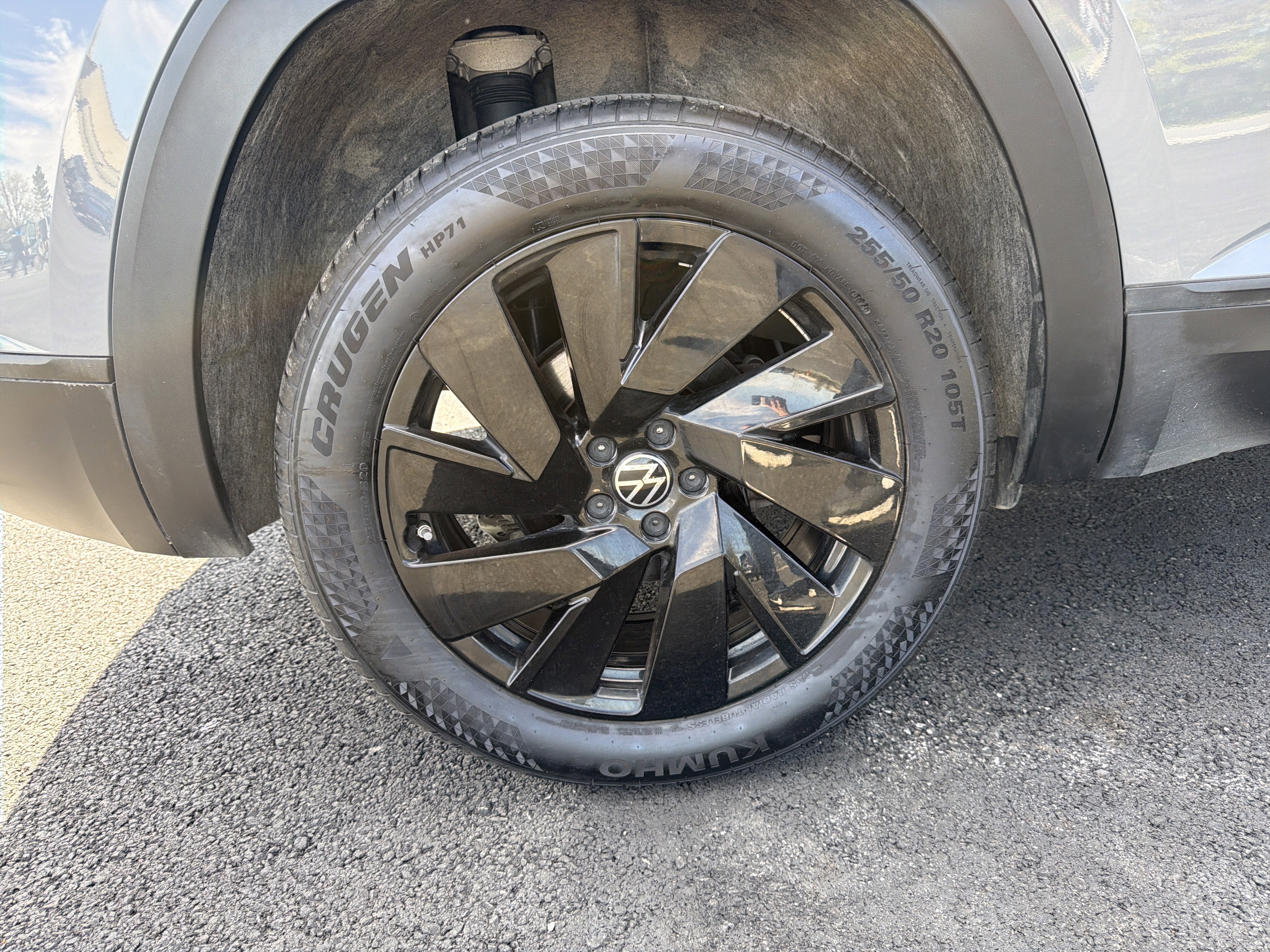 2025 Volkswagen Atlas Cross Sport 2.0T SE w/Technology