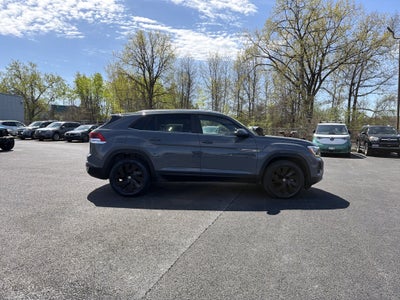 2025 Volkswagen Atlas Cross Sport 2.0T SE w/Technology