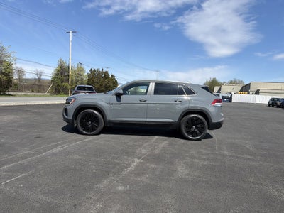 2025 Volkswagen Atlas Cross Sport 2.0T SE w/Technology