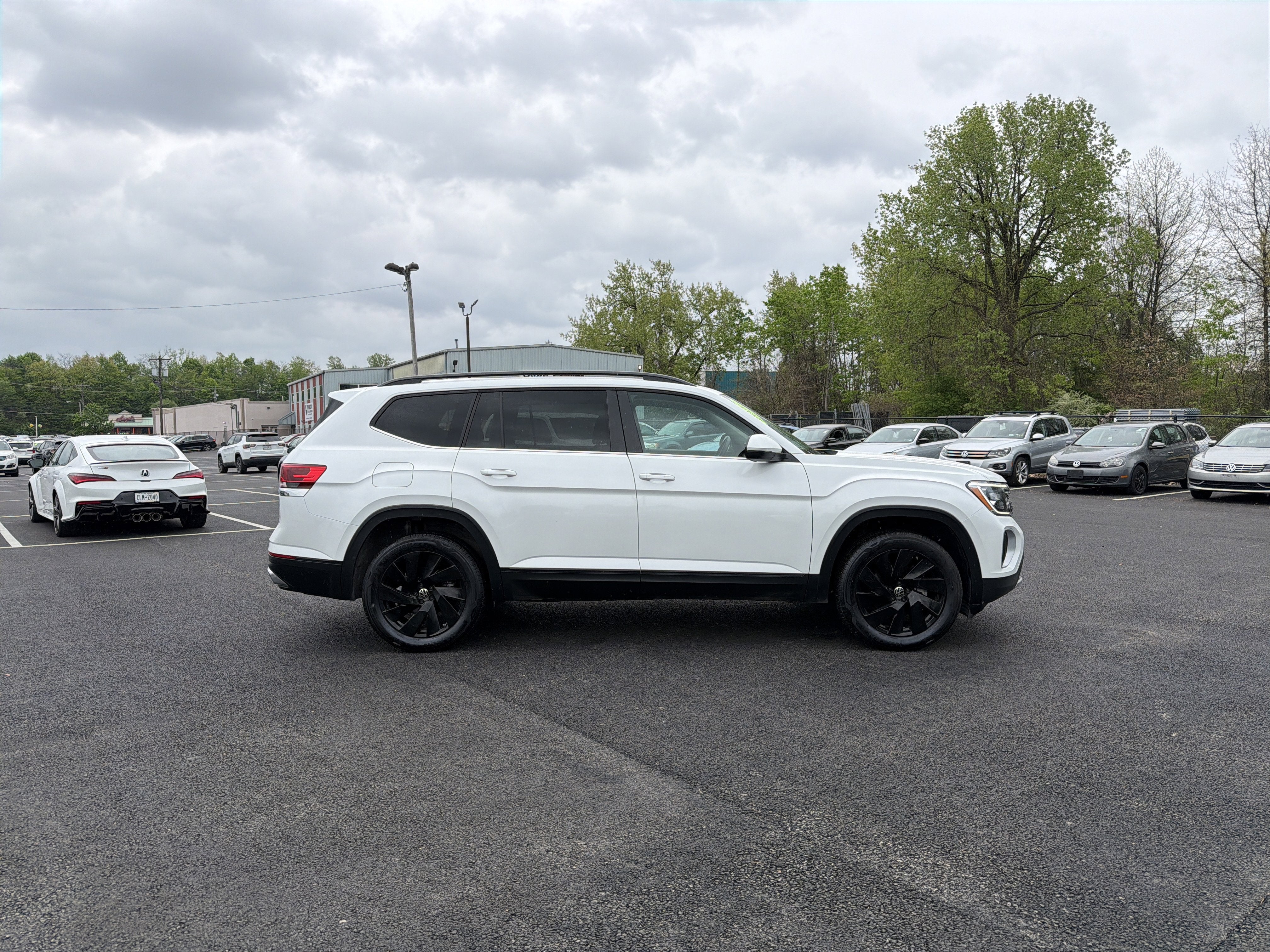 2026 Volkswagen Atlas 2.0T SE w/Technology