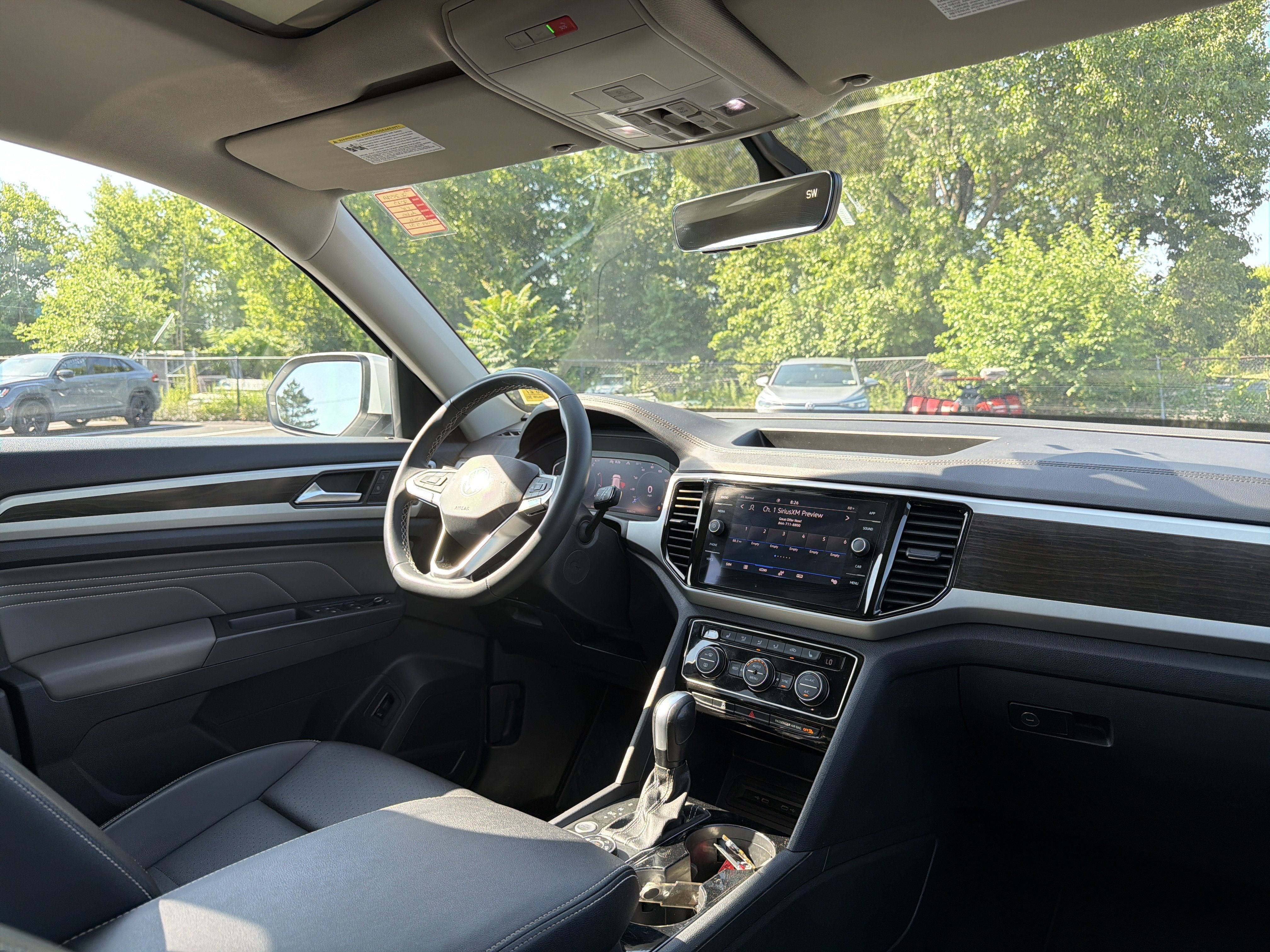 2023 Volkswagen Atlas 3.6L V6 SE w/Technology
