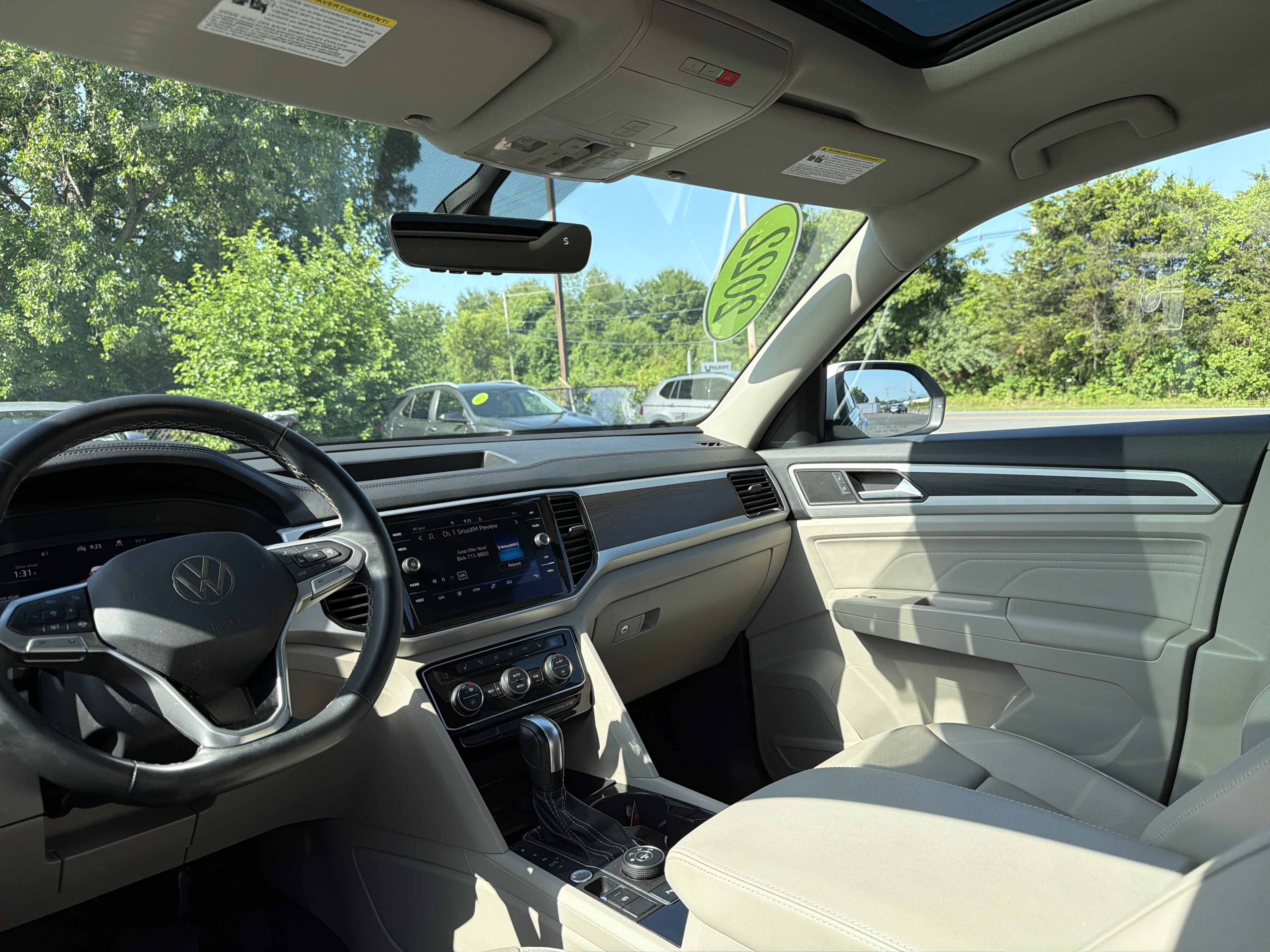 2022 Volkswagen Atlas 3.6L V6 SE w/Technology