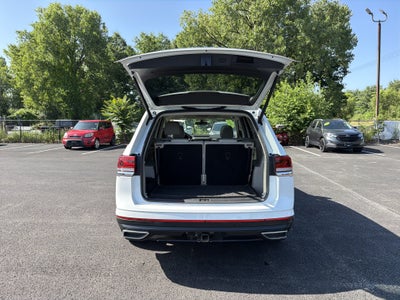 2022 Volkswagen Atlas 3.6L V6 SE w/Technology