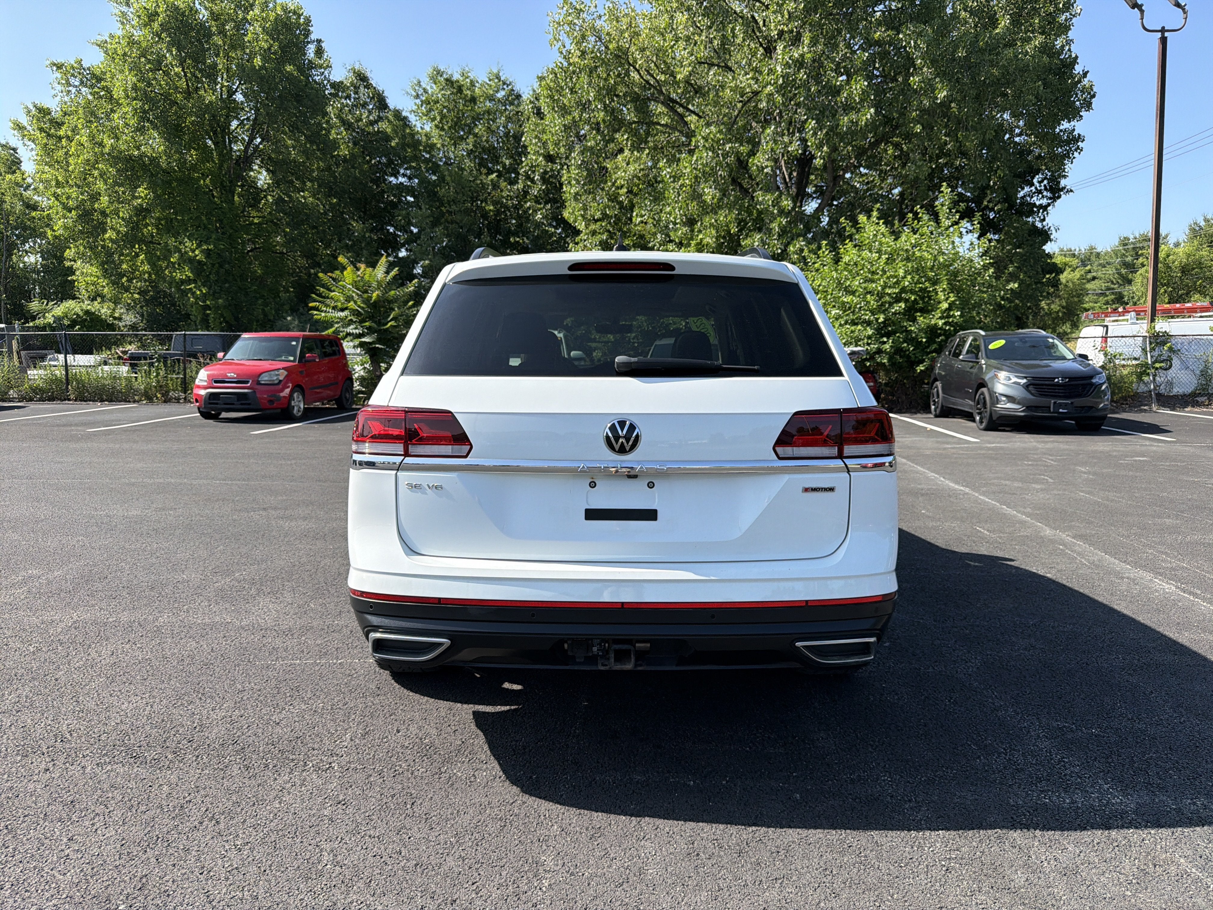 2022 Volkswagen Atlas 3.6L V6 SE w/Technology