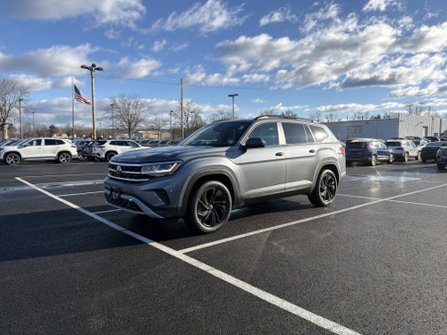 2022 Volkswagen Atlas 3.6L V6 SE w/Technology