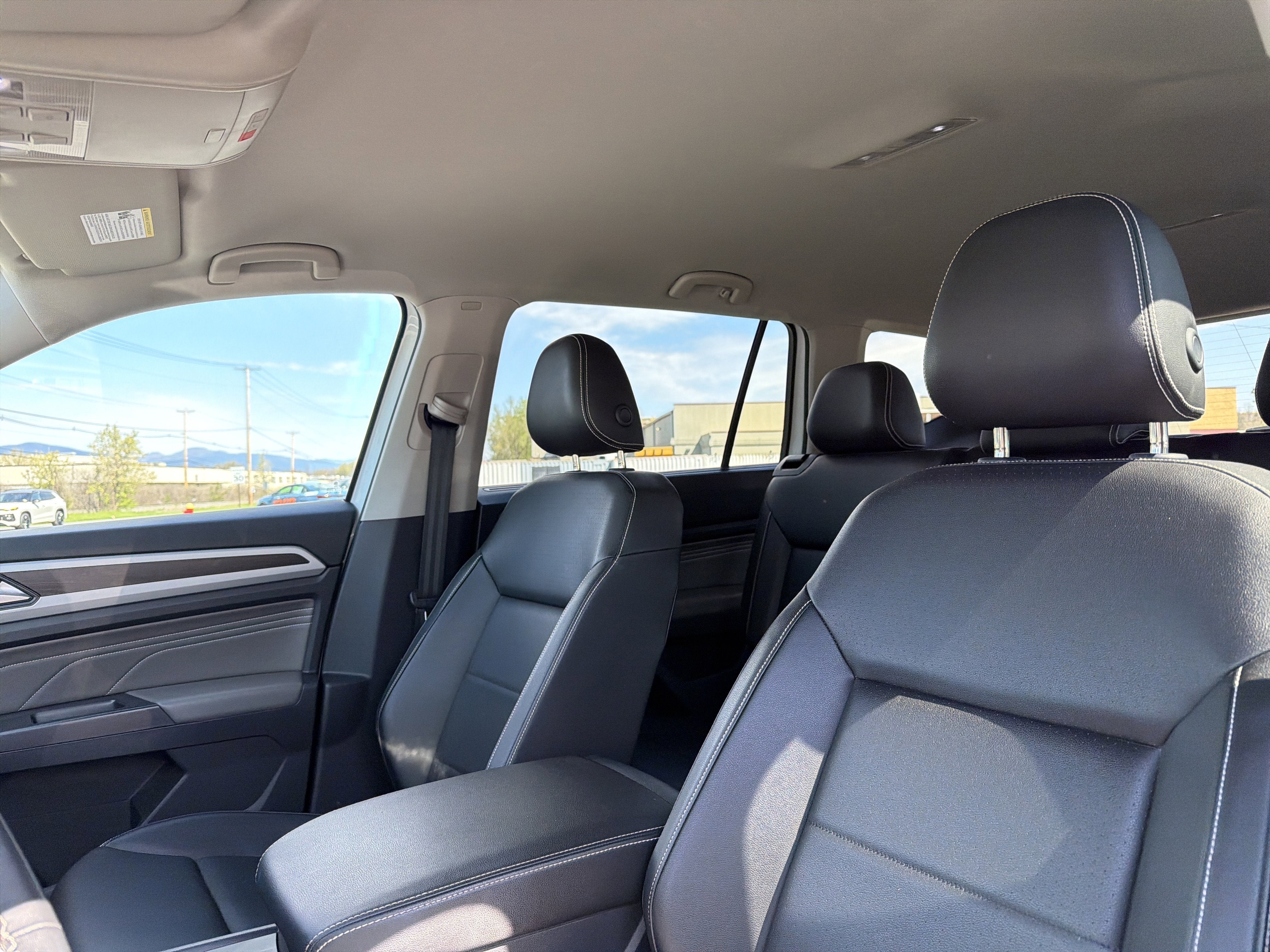 2023 Volkswagen Atlas 2.0T SE