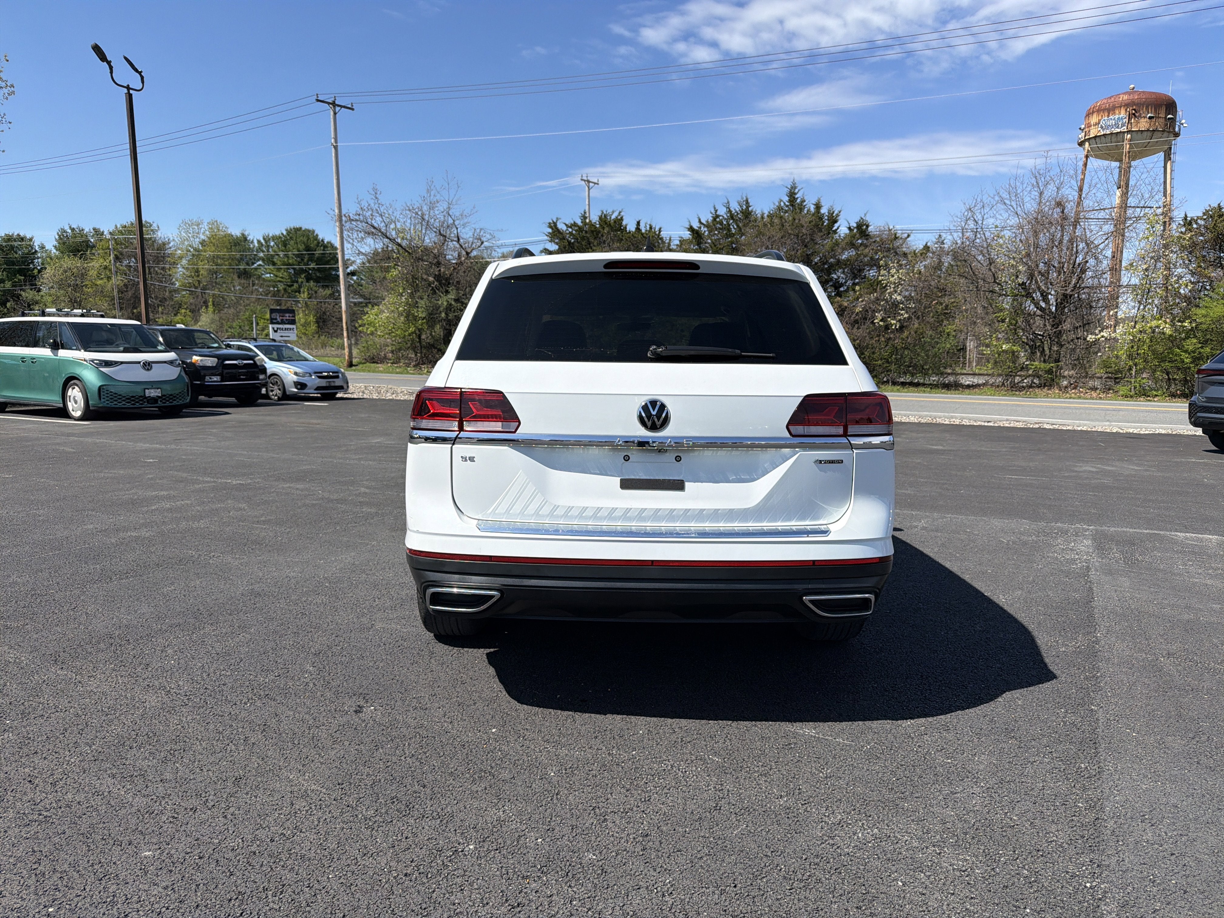 2023 Volkswagen Atlas 2.0T SE